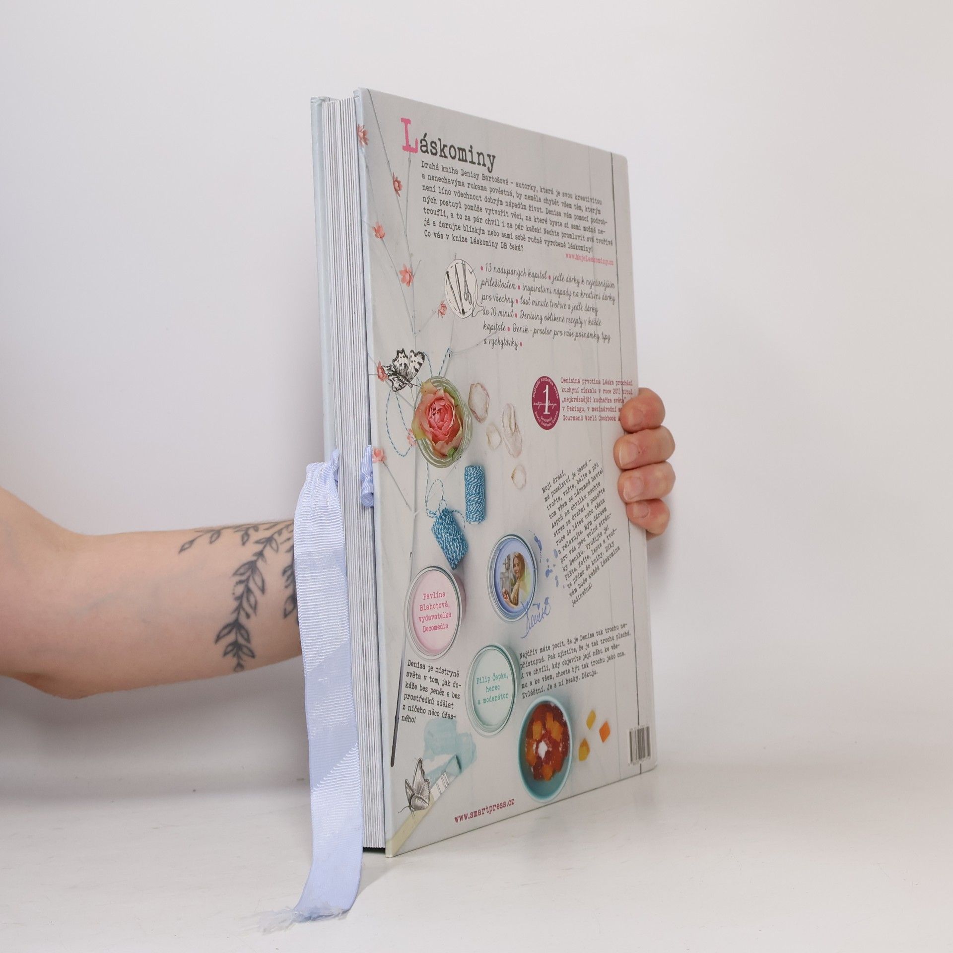 Denisa Bartošová Láskominy Denisy Bartošové : jedlé i kreativní dárky a skvělé recepty na celý rok
