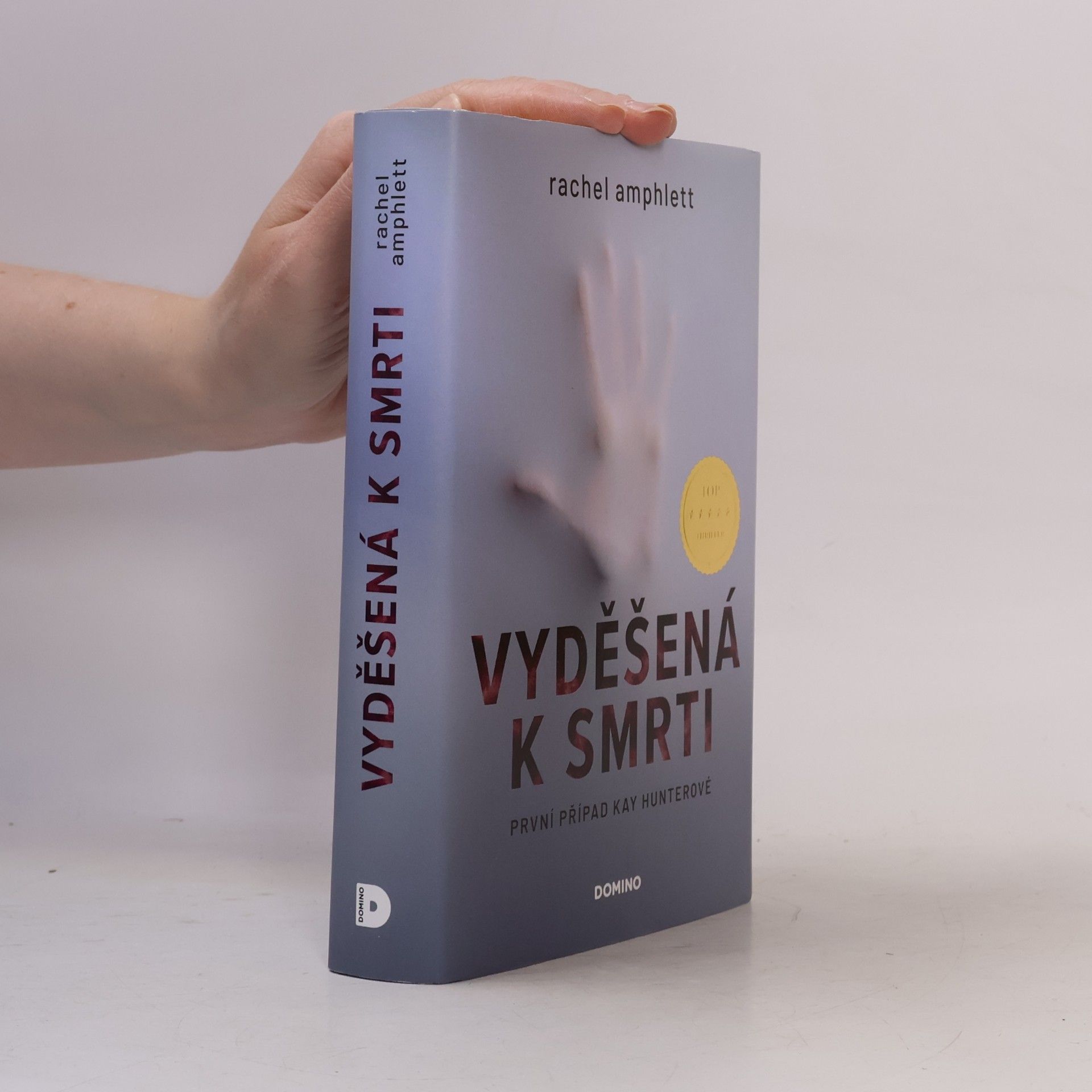 Rachel Amphlett Vyděšená k smrti : První případ Kay Hunterové