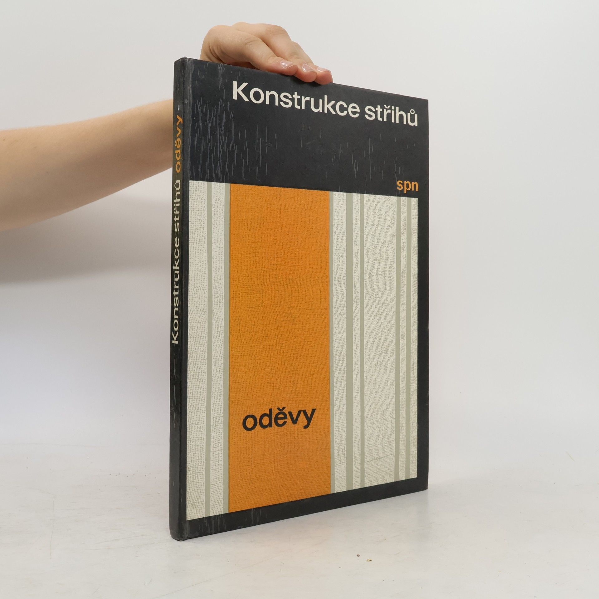 Hana Páleníčková Konstrukce střihů: Oděvy