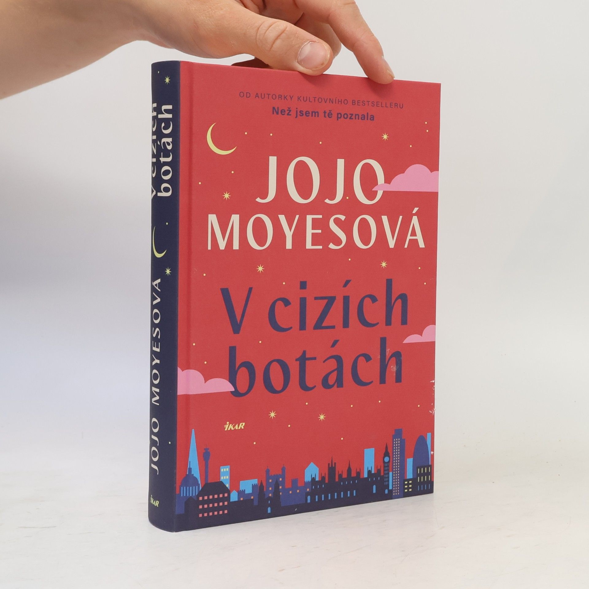 Jojo Moyes V cizích botách
