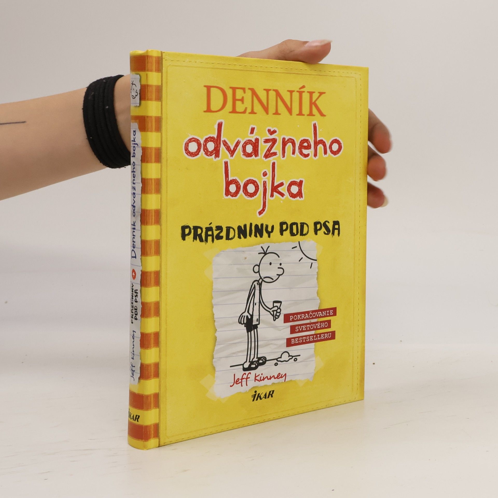 Jeff Kinney Denník odvážneho bojka 4: Prázdniny pod psa