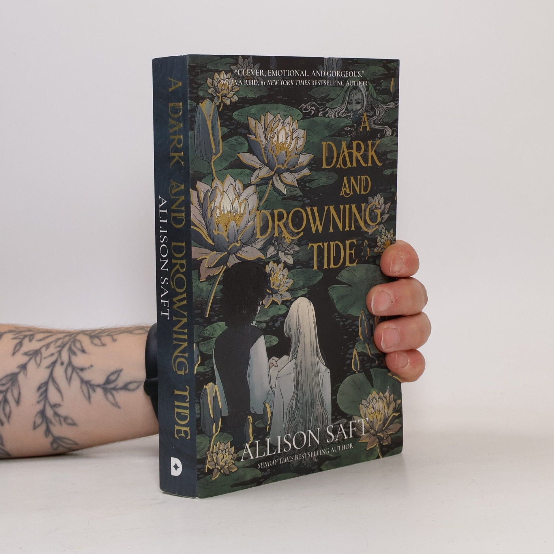 Allison Saft A Dark and Drowning Tide