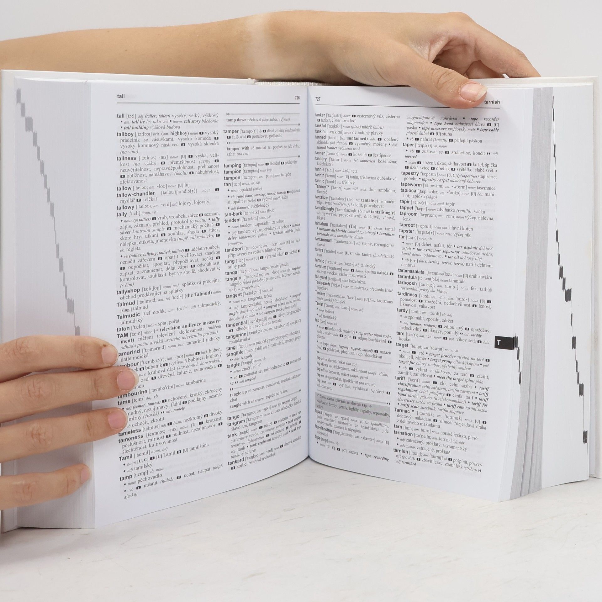 Tomáš Zahradníček Velký anglicko-český, česko-anglický slovník. Comprehensive English-Czech, Czech-English Dictionary