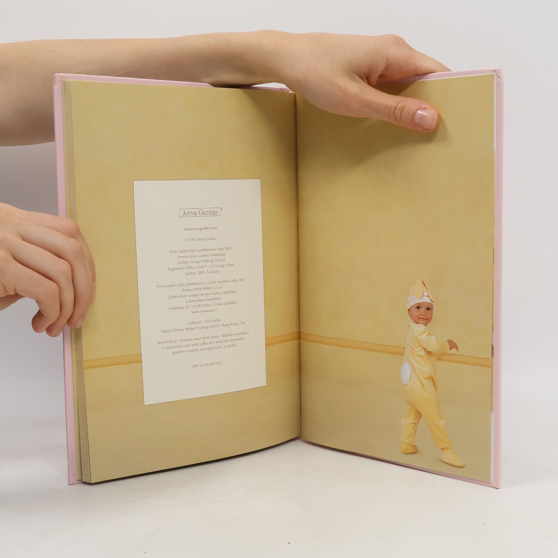 Anne Geddes Mých prvních pět let : střípky z mého dětství