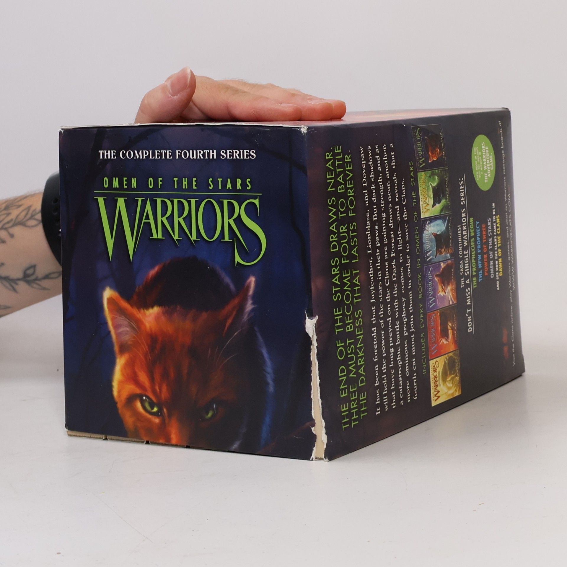Erin Hunter Warriors: Omen of the Stars Box Set: Volumes 1 to 6
