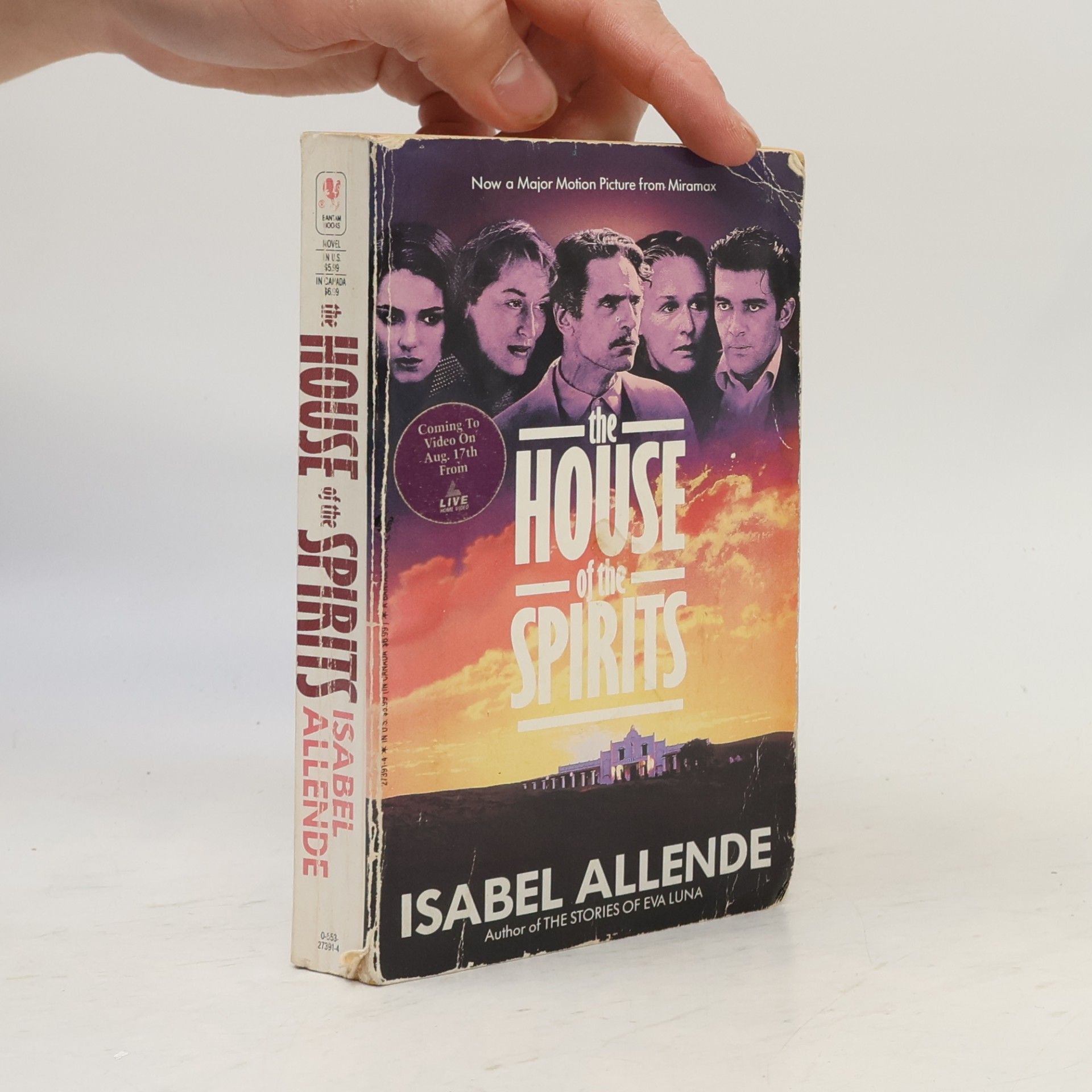 Isabel Allende The house of the spirits