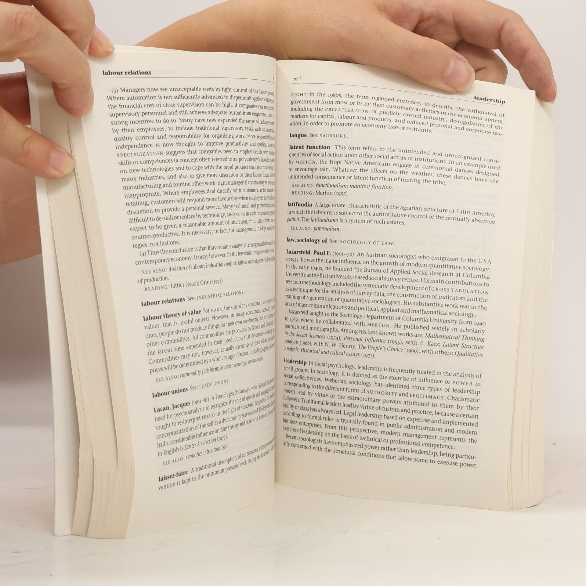 Kolektiv autorů Dictionary of Sociology