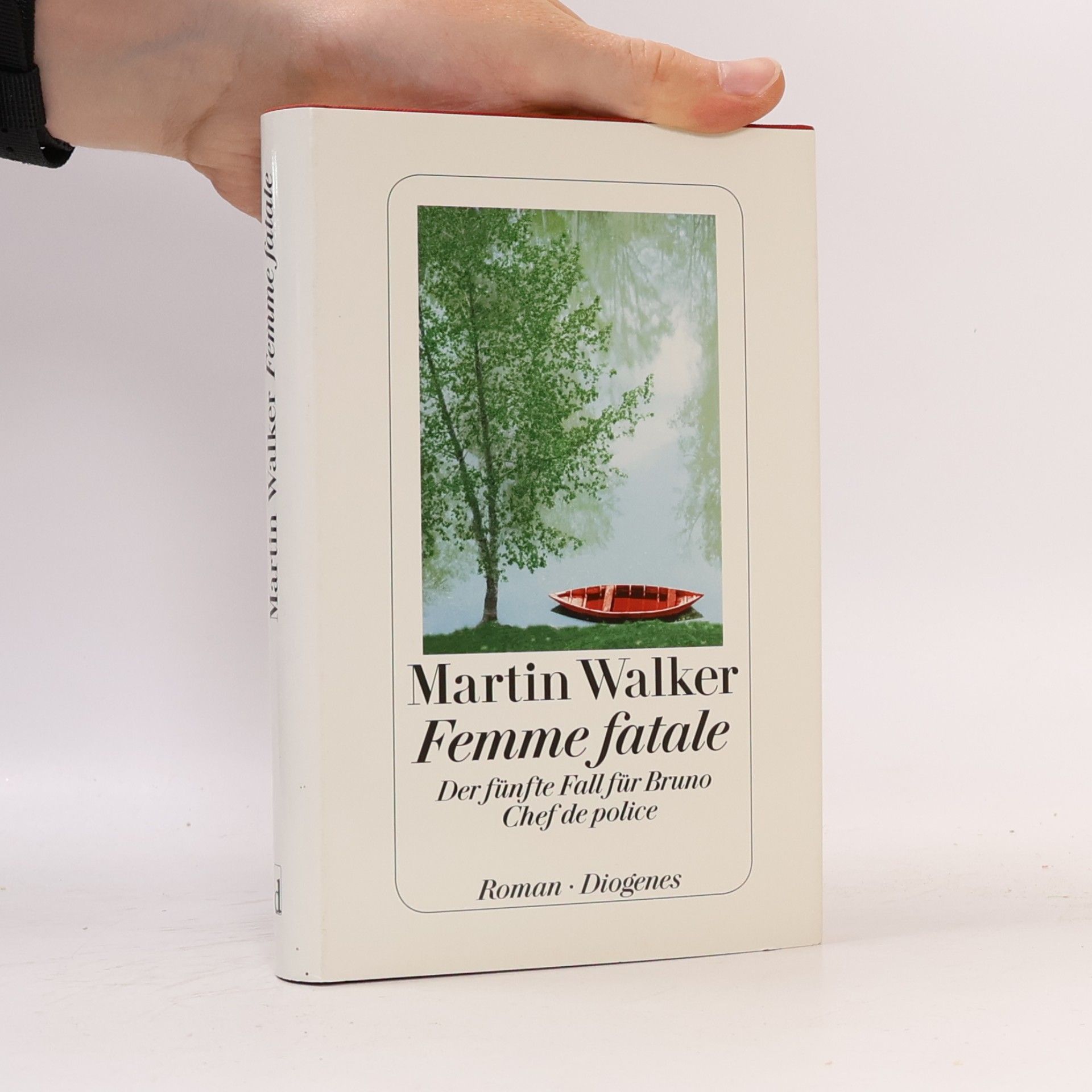 Martin Walker Femme fatale