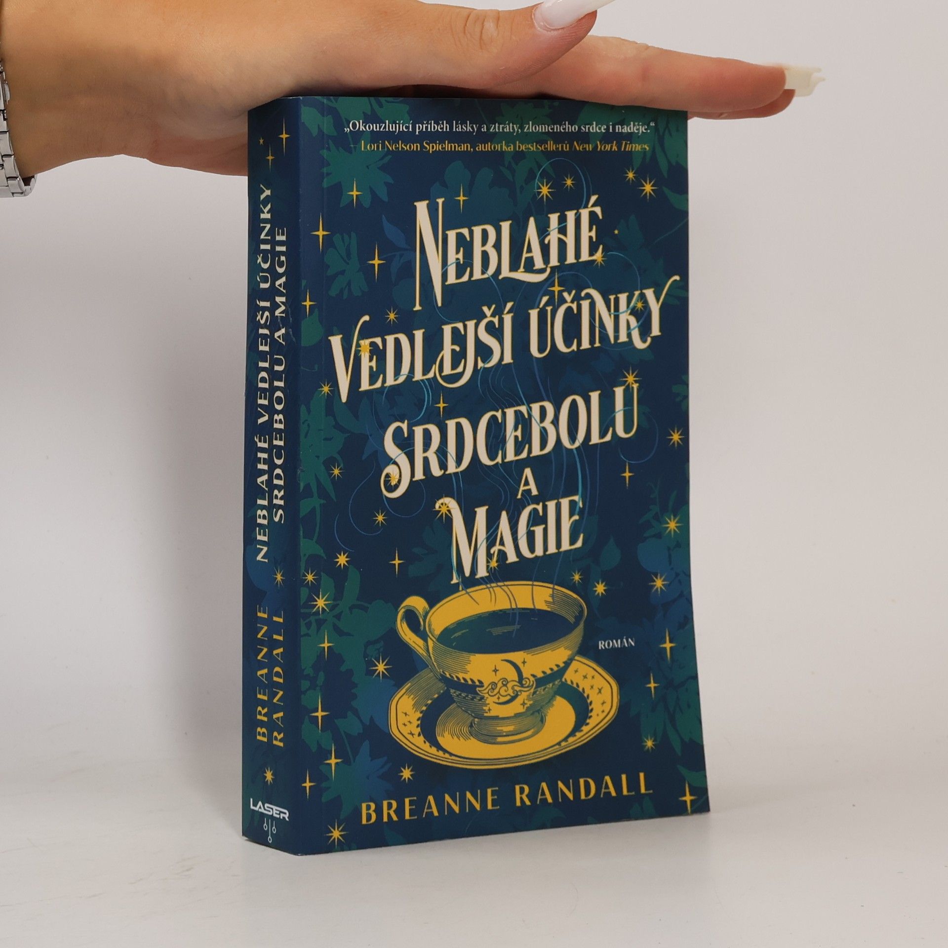 Breanne Randall Neblahé vedlejší účinky srdcebolu a magie