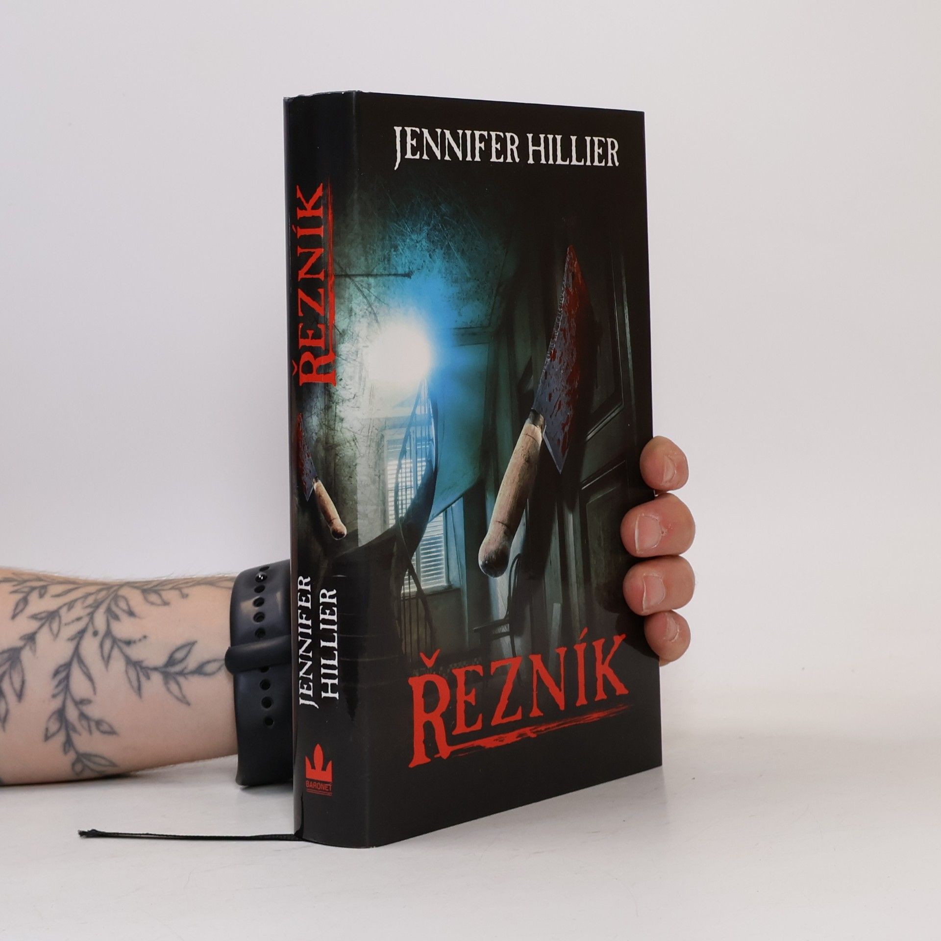 Jennifer Hillier Řezník