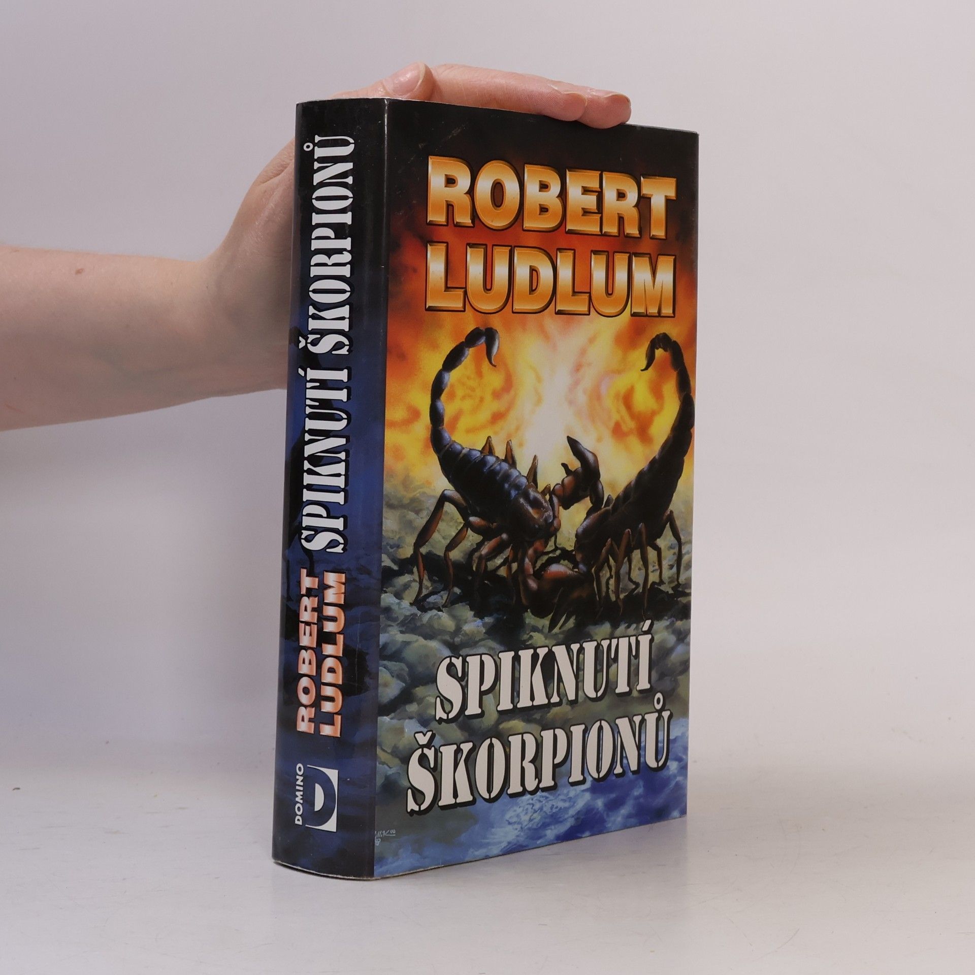 Robert Ludlum Spiknutí škorpionů
