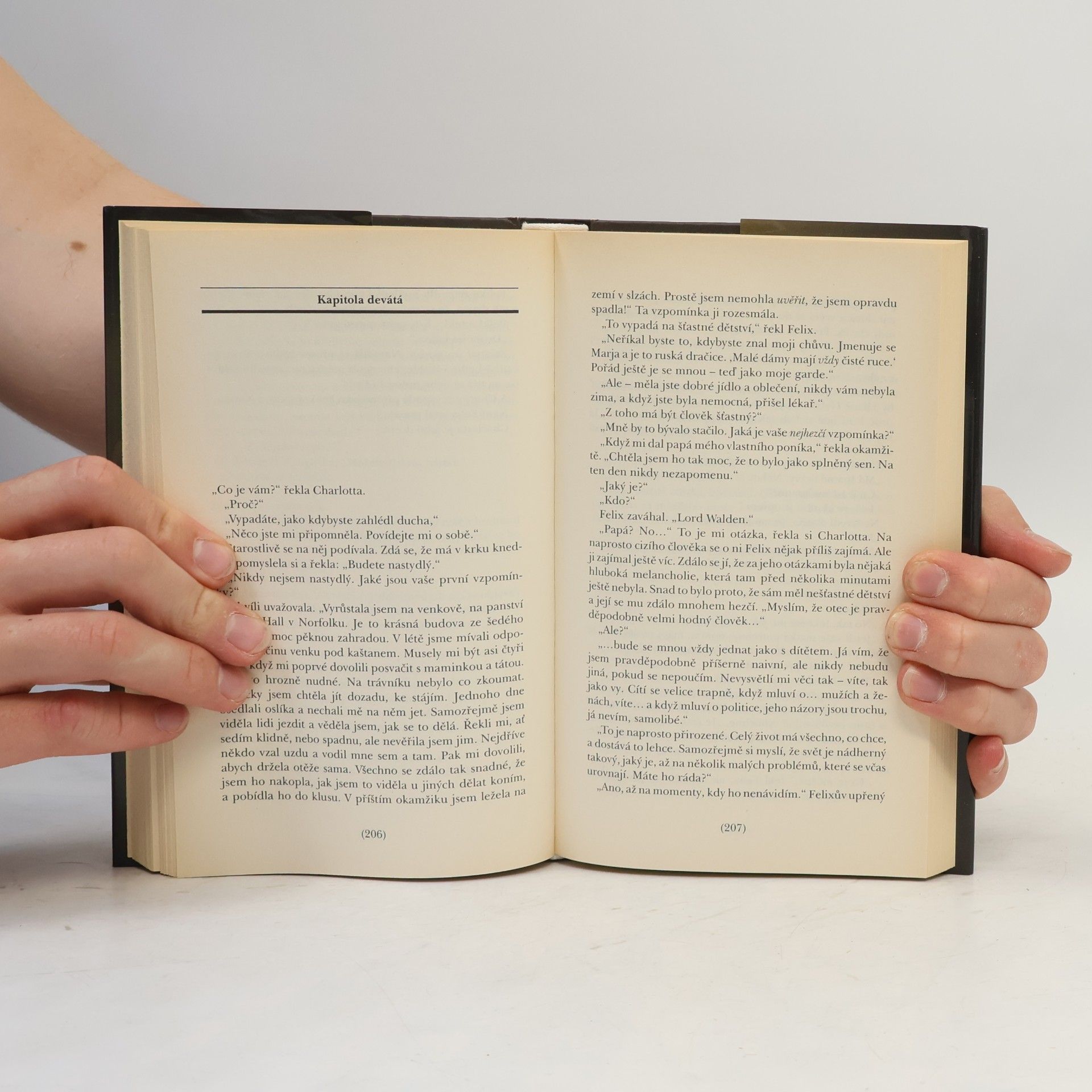 Ken Follett Muž s podivnou minulostí