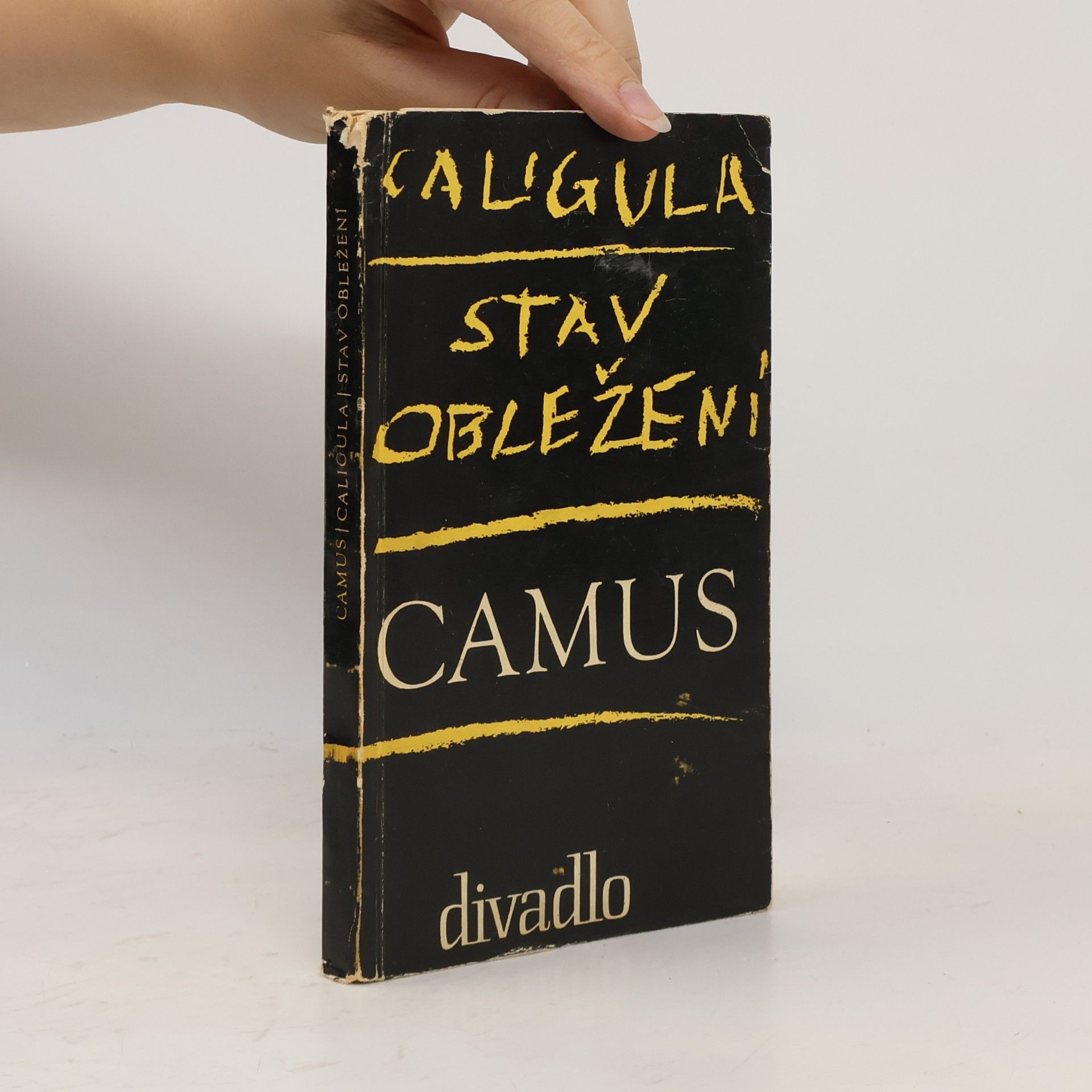 Alena Šabatková Caligula. Stav obležení