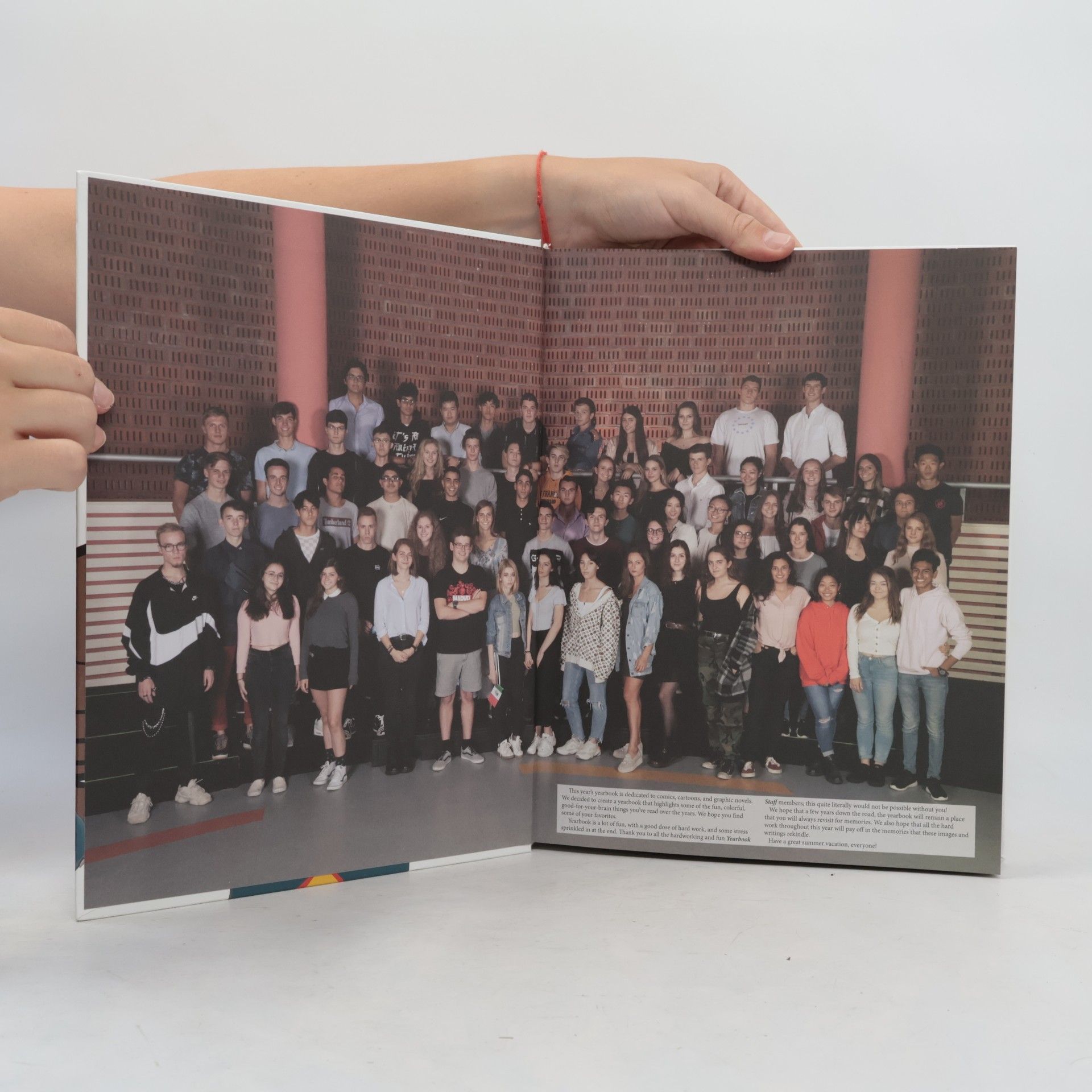 Autorenkollektiv International School of Prague 2018-19