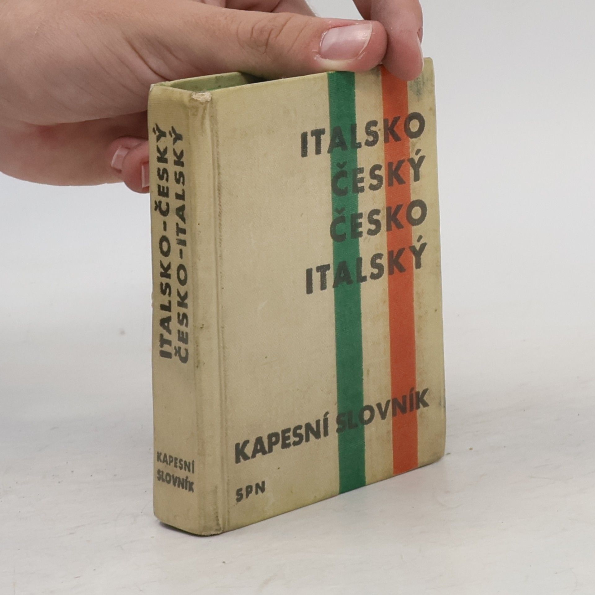 Václav Hodr Italsko-český a česko-italský kapesní slovník