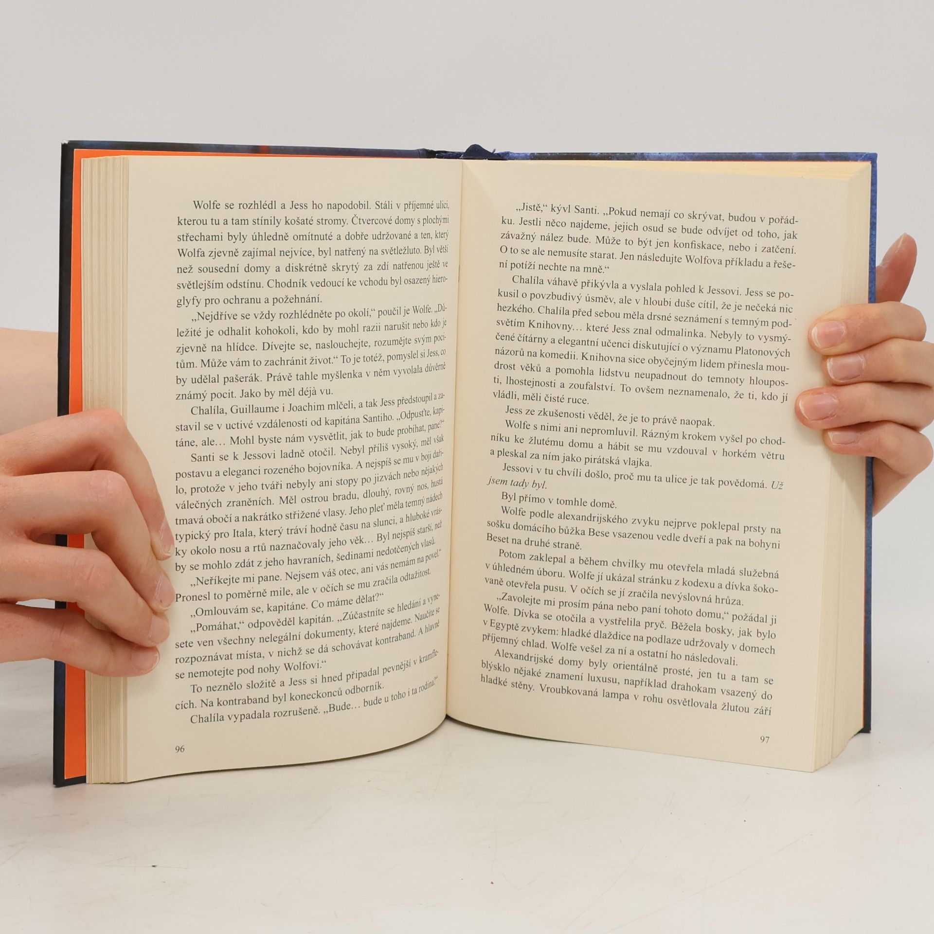 Rachel Caine Velká knihovna. Z kostí a inkoustu