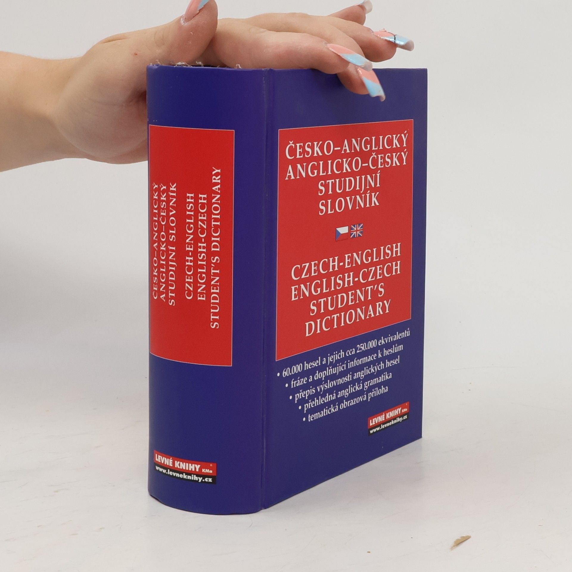 Věra Hegerová Anglicko-český, česko-anglický studijní slovník