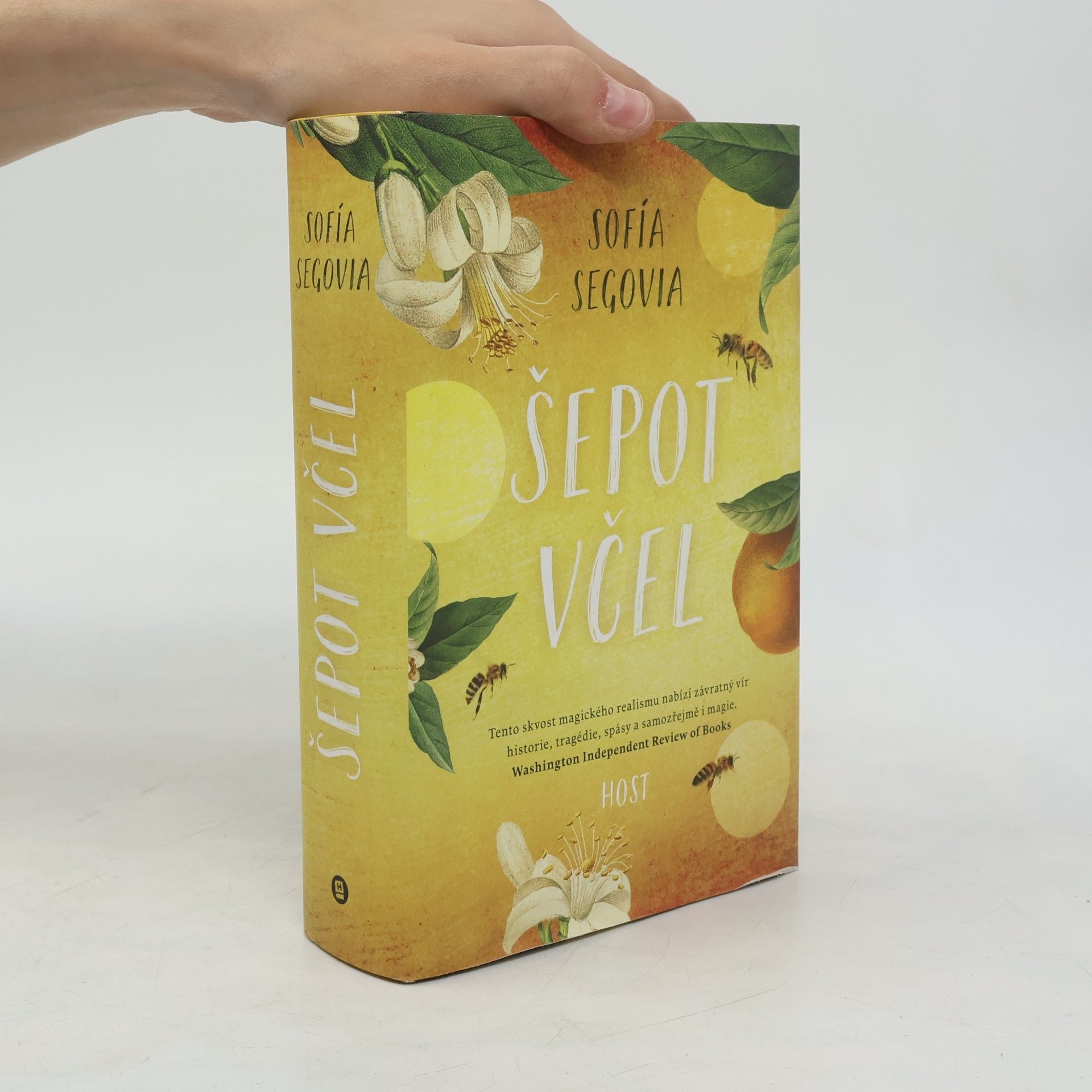 Sofía Segovia Šepot včel