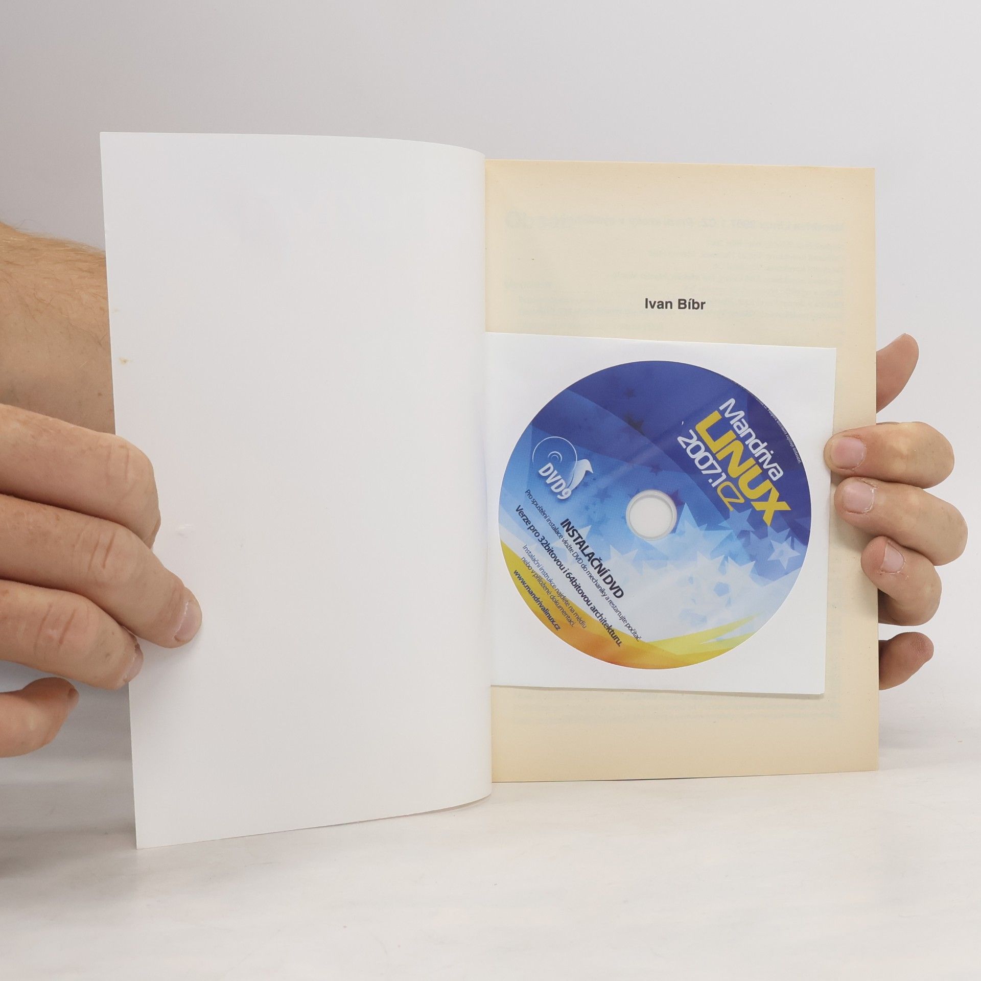 Ivan Bíbr Mandriva Linux 2007.1 CZ. První kroky v systému.