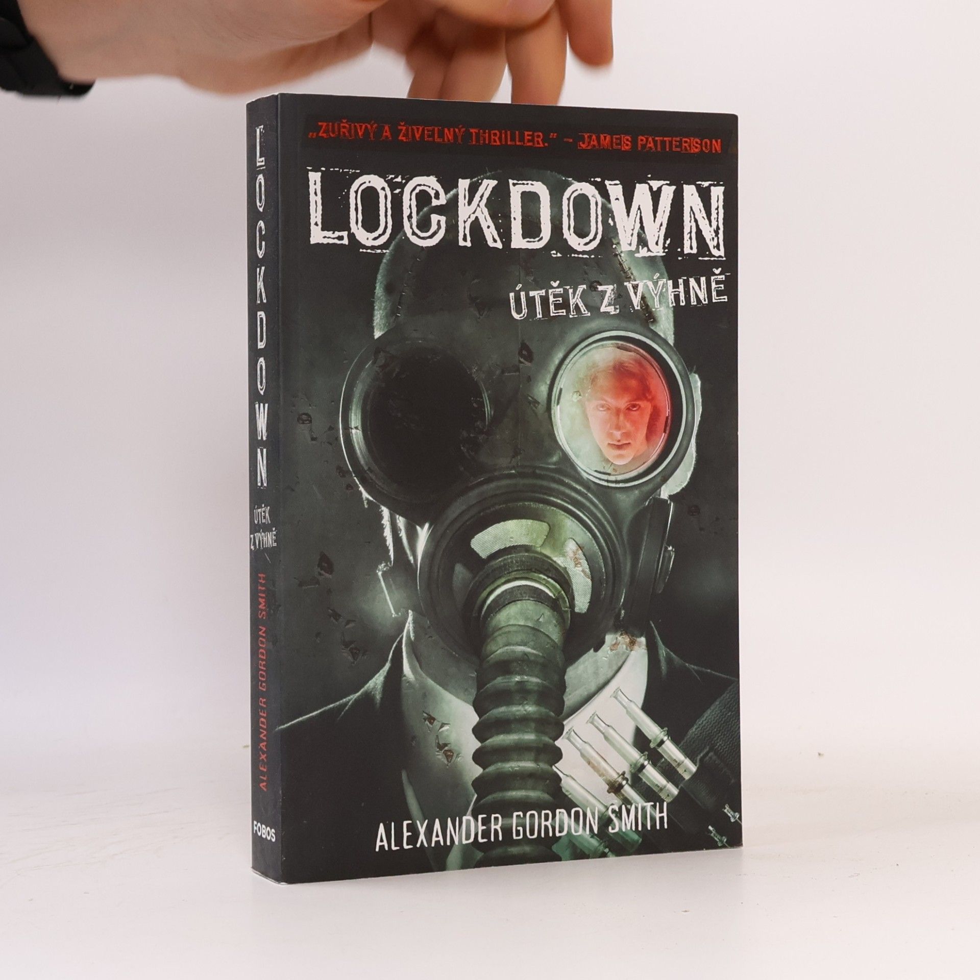 Alexander Gordon Smith Lockdown