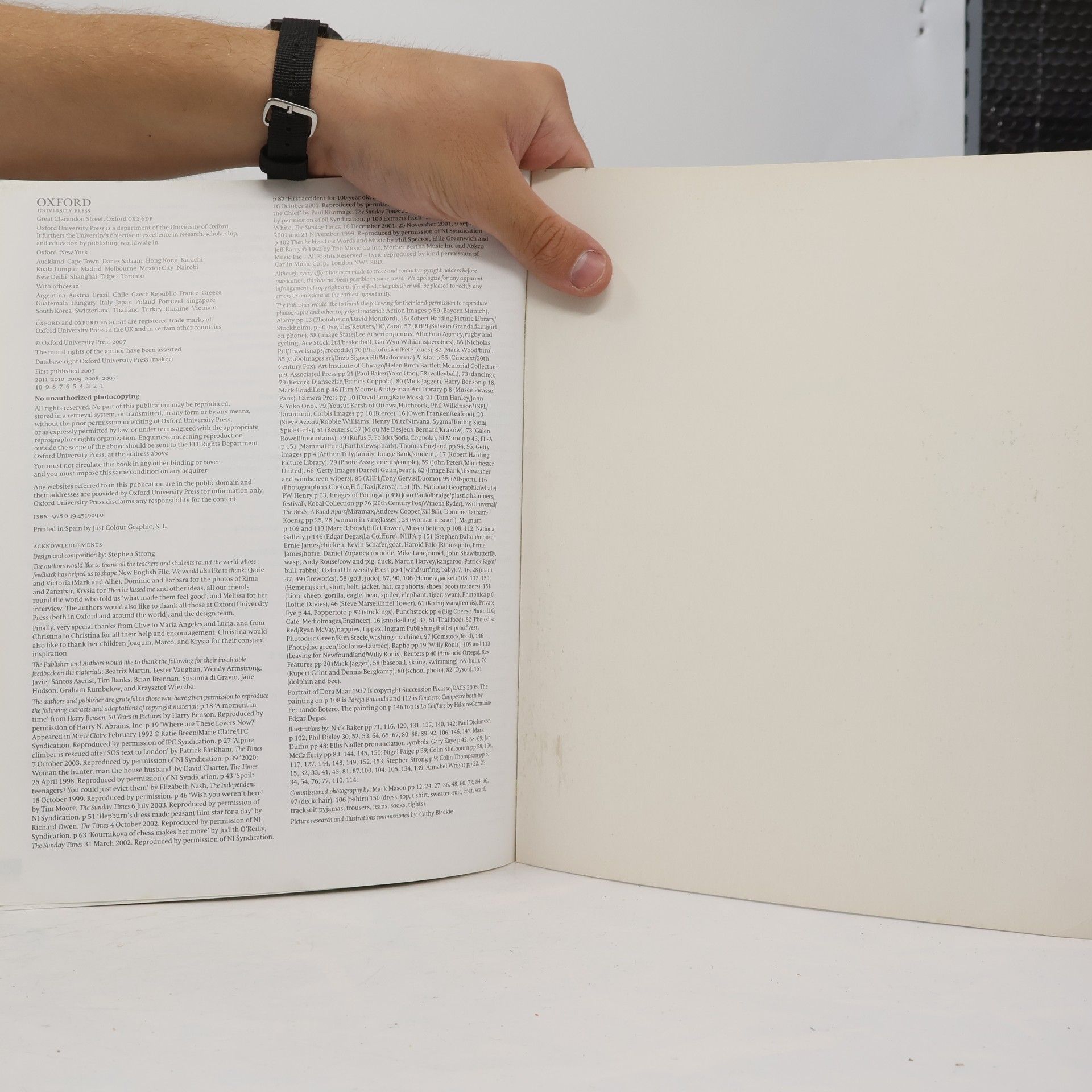 Paul Seligson New English File. Pre-Intermediate, Student's Book