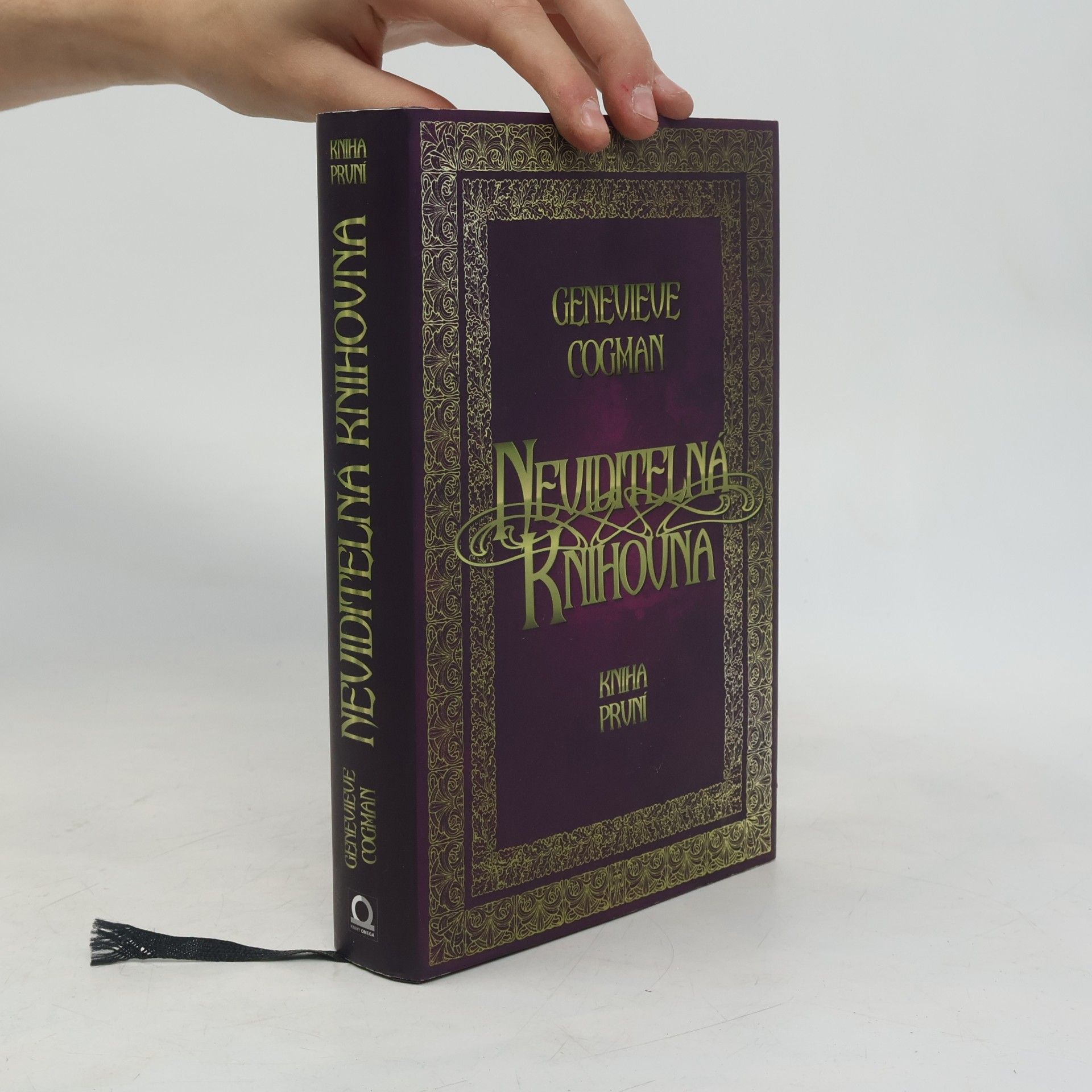 Genevieve Cogman Neviditelná knihovna