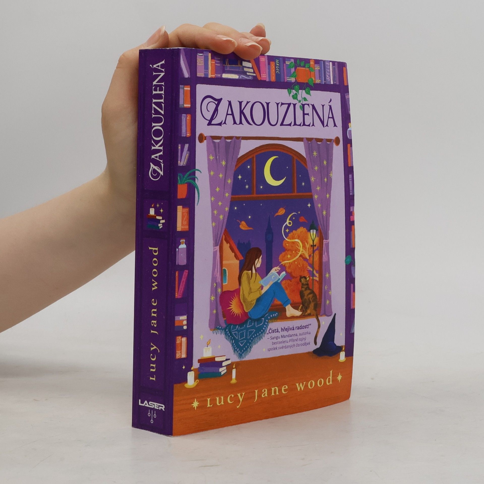 Lucy Jane Wood Zakouzlená