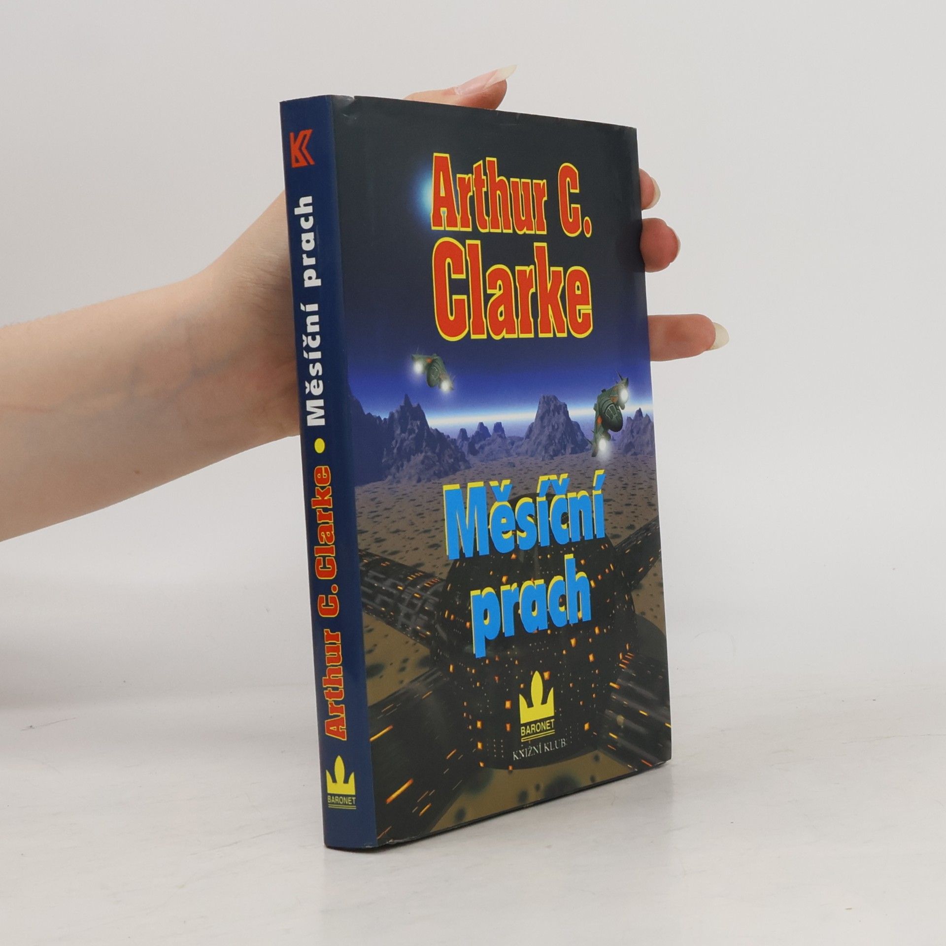 Arthur Charles Clarke Měsíční prach