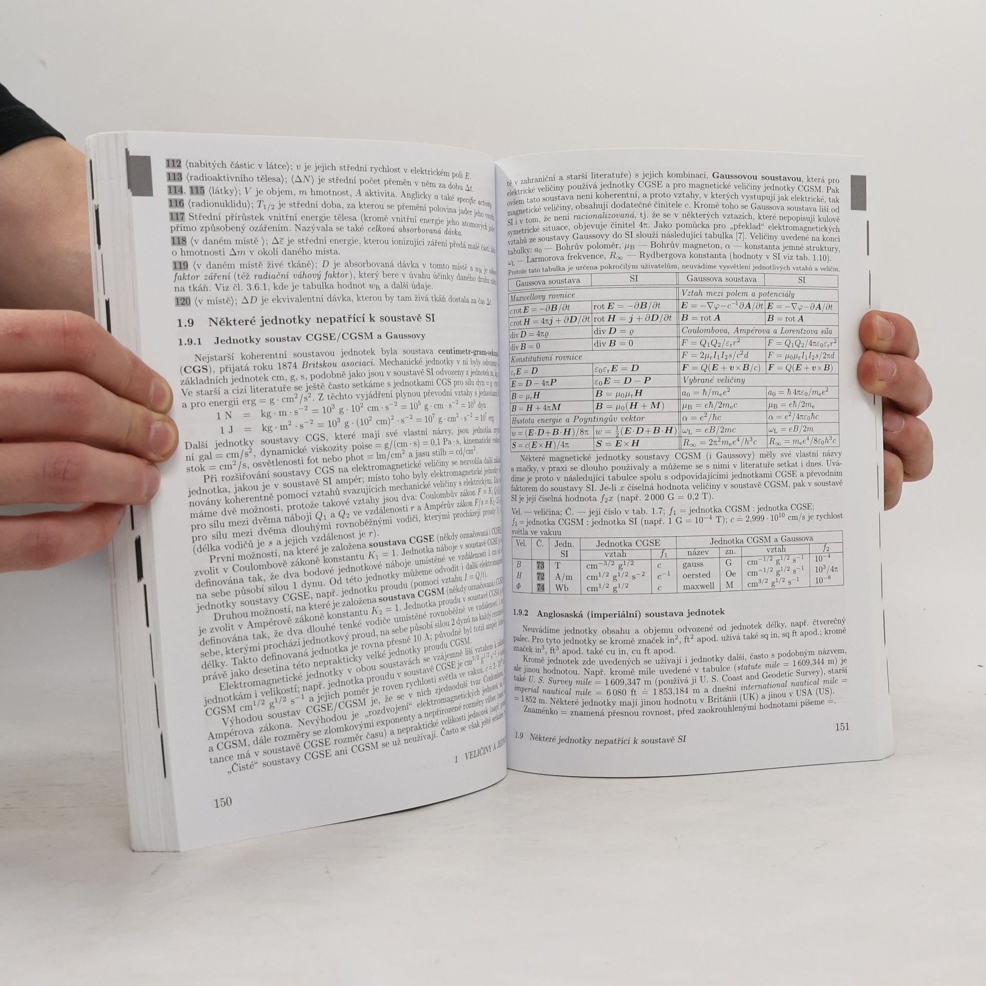 Jiří Mikulčák Matematické, fyzikální a chemické tabulky a vzorce pro střední školy