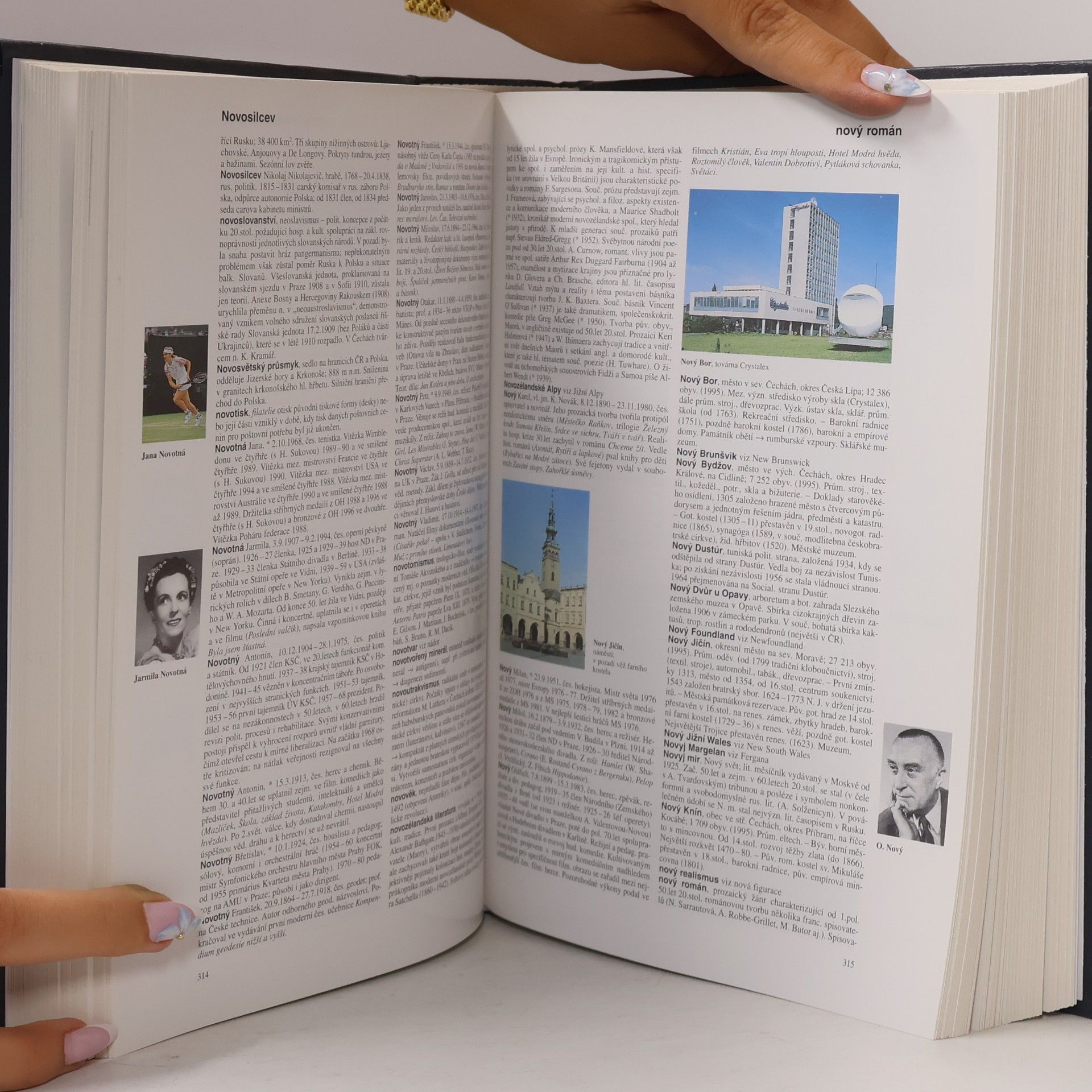 Various authors Všeobecná encyklopedie ve čtyřech svazcích. Díl 3, M-R