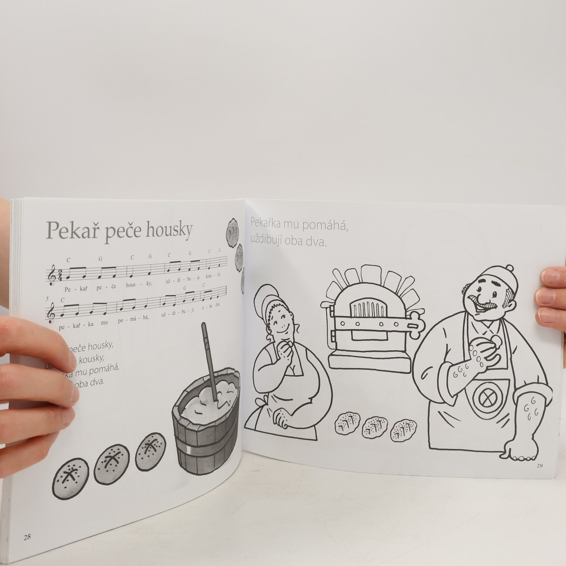Zdeněk Král Písničky pro malé zpěváčky s omalovánkami