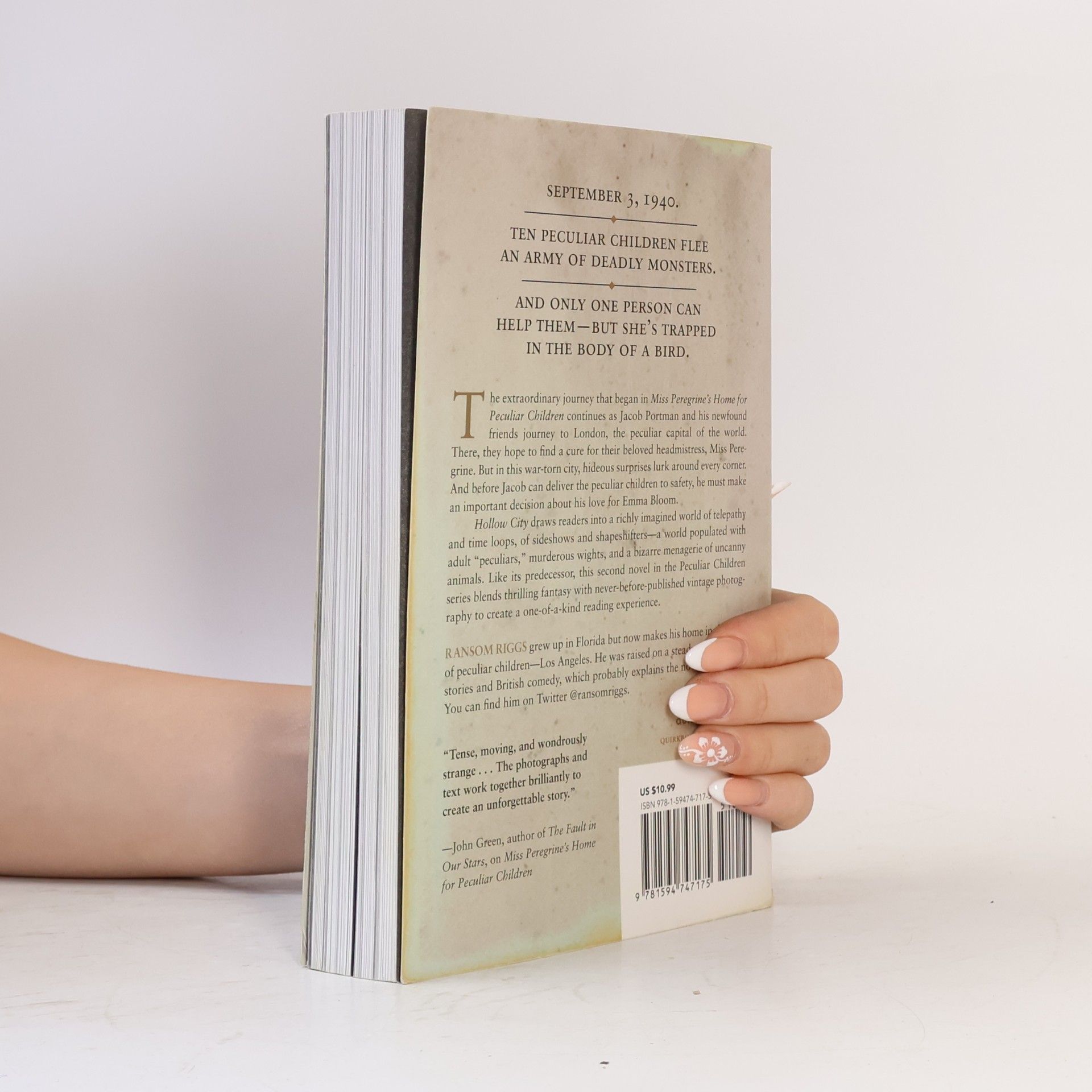 Ransom Riggs Hollow City