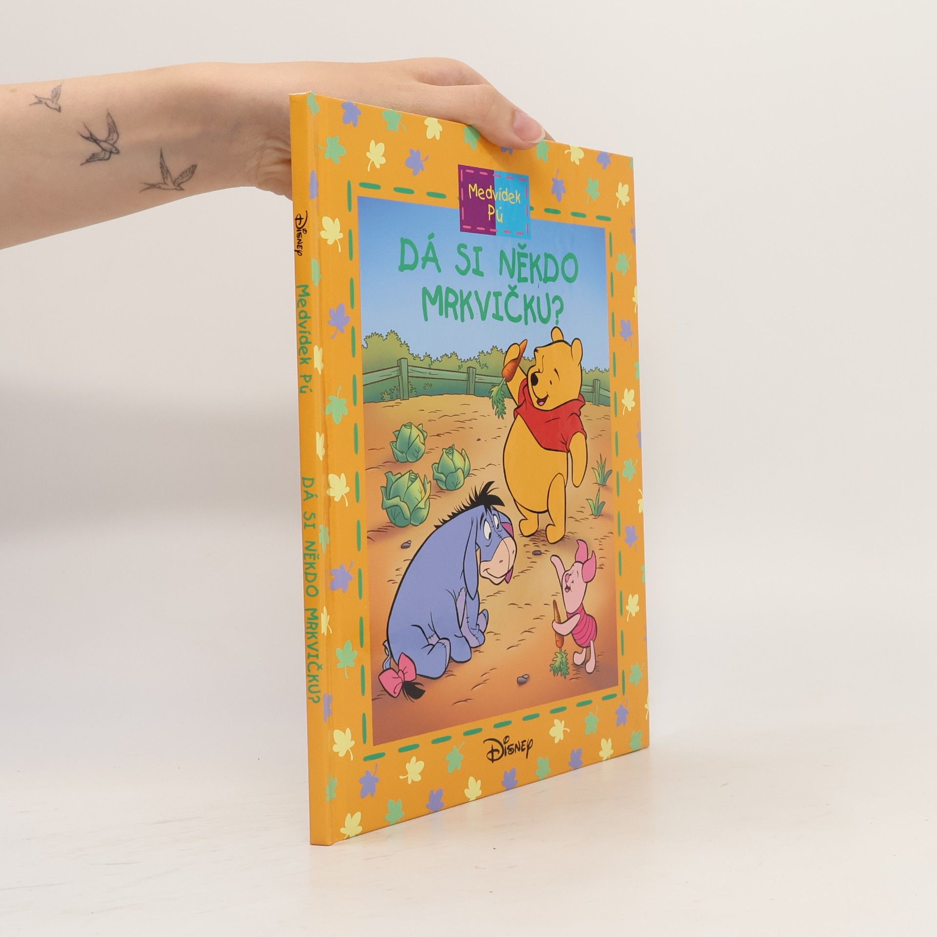 Autores varios Medvídek Pú. Dá si někdo mrkvičku?