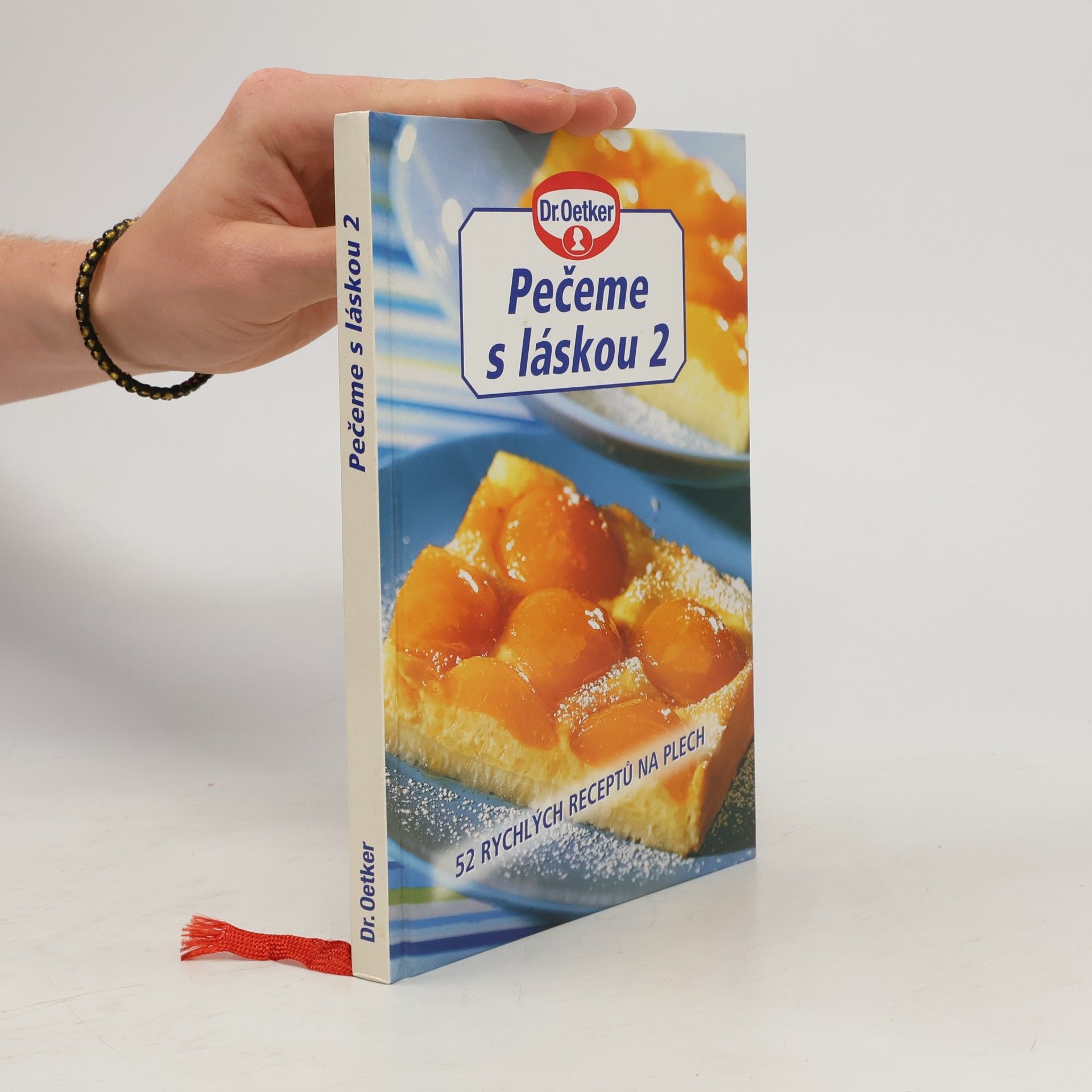 Katarína Balcová Pečeme s láskou 2. 52 rychlých receptů na plech.