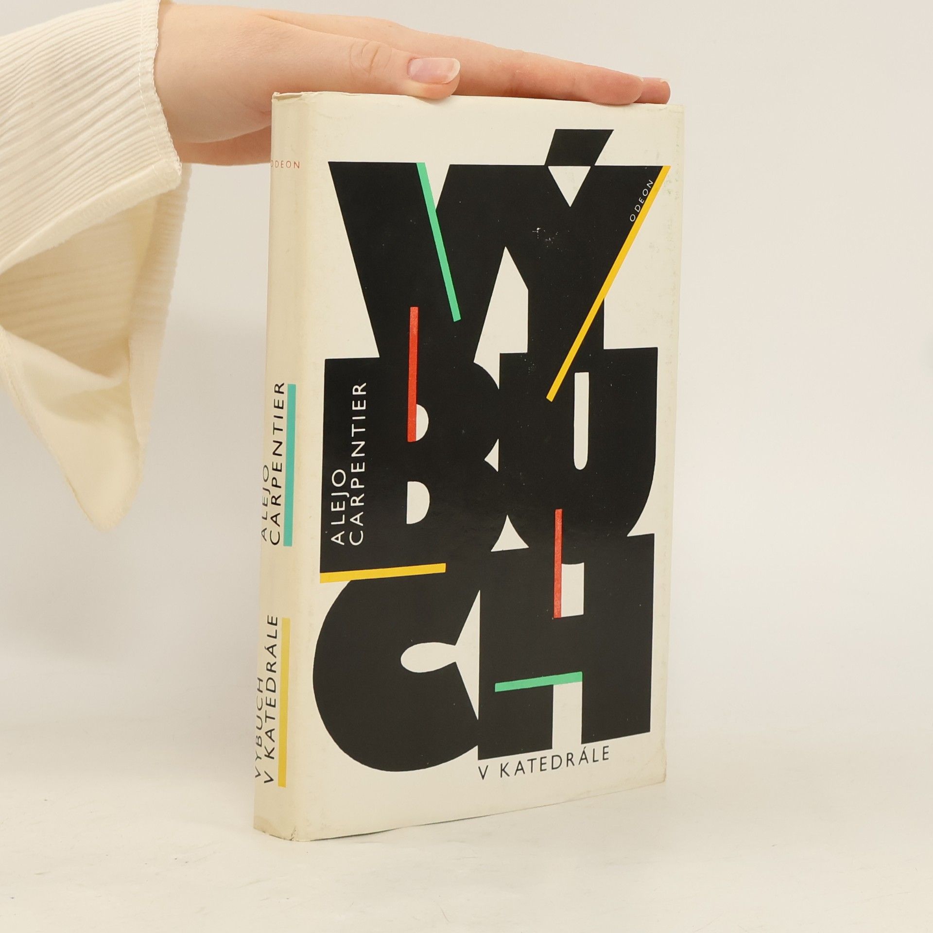 Alejo Carpintero Výbuch v katedrále