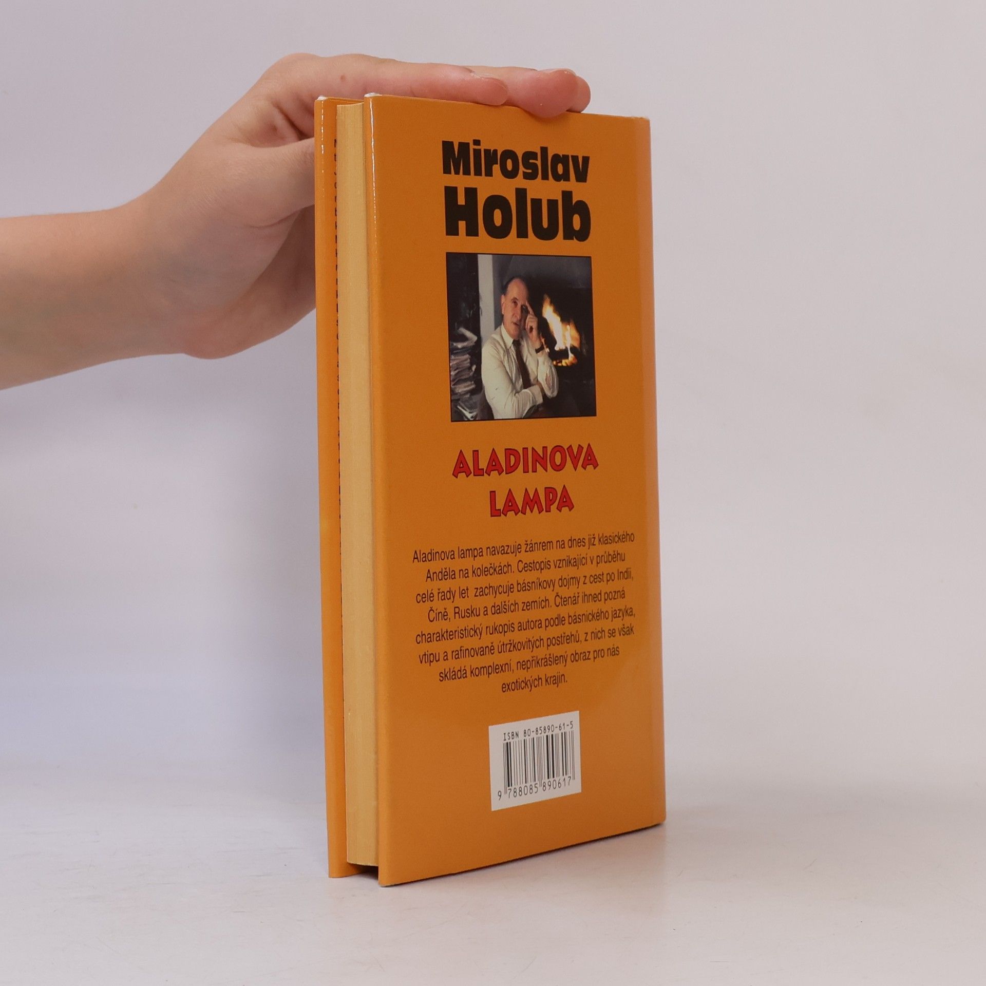 Miroslav Holub Aladinova lampa