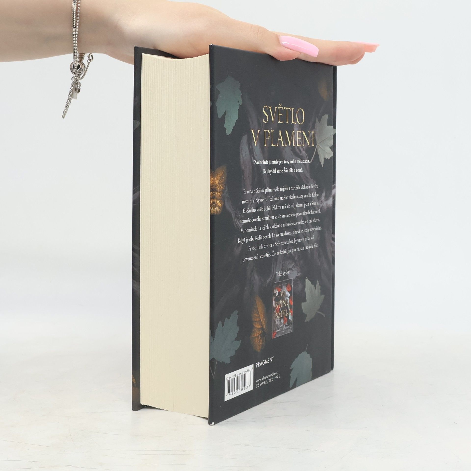 Jennifer L. Armentrout Světlo v plameni