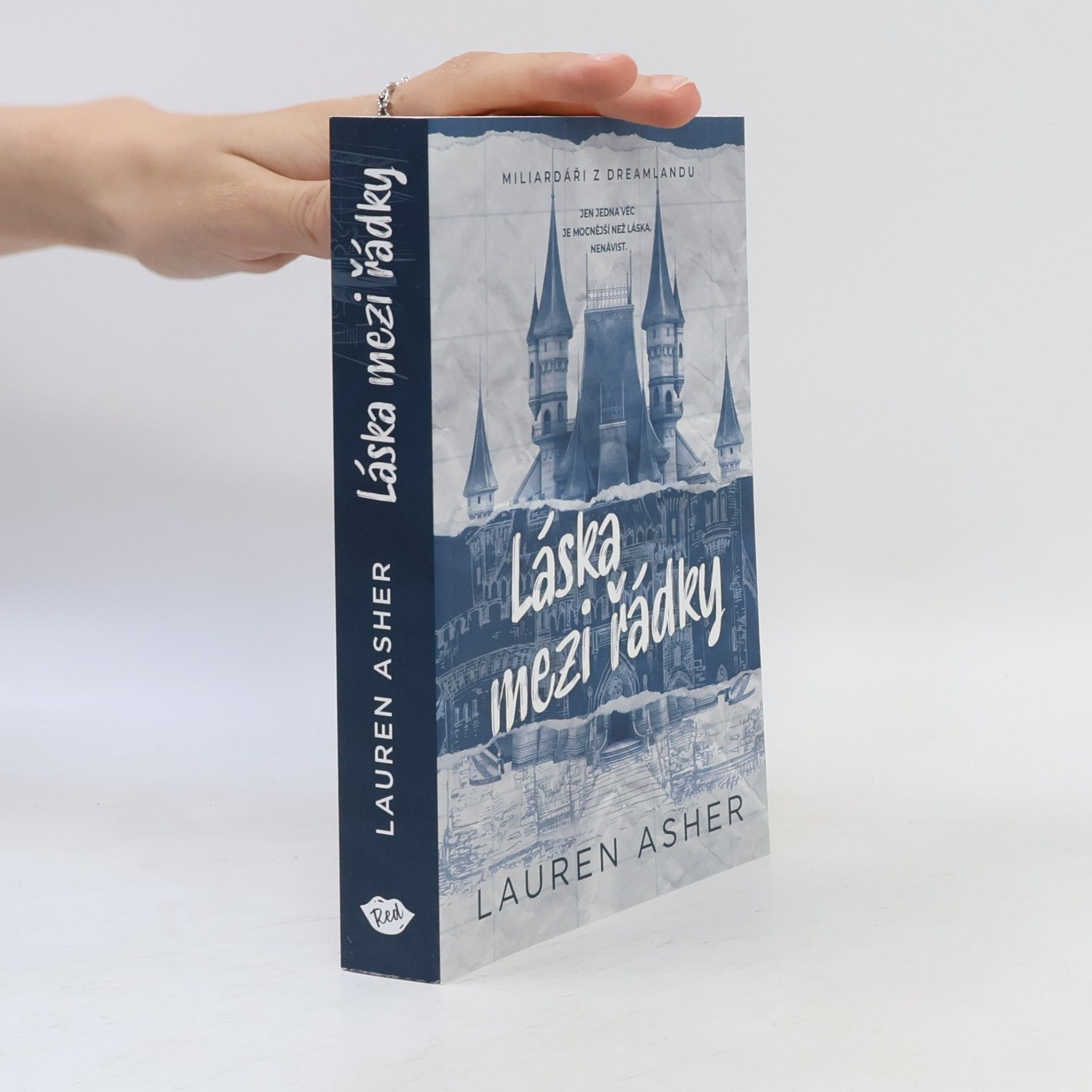 Lauren Asher Láska mezi řádky