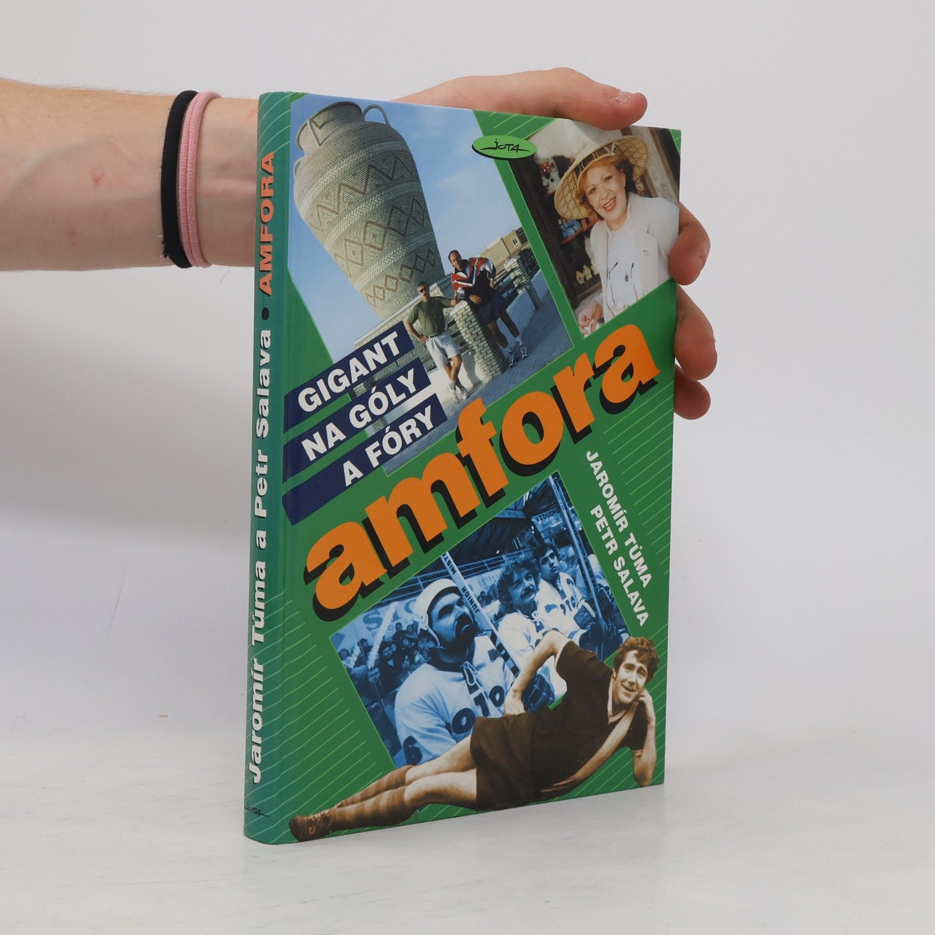 Amfora. Gigant na góly a fóry