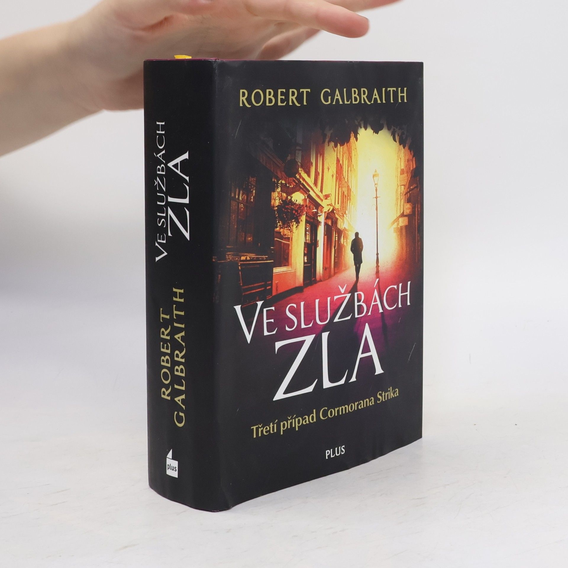 Joanne K. Rowlingová Ve službách zla