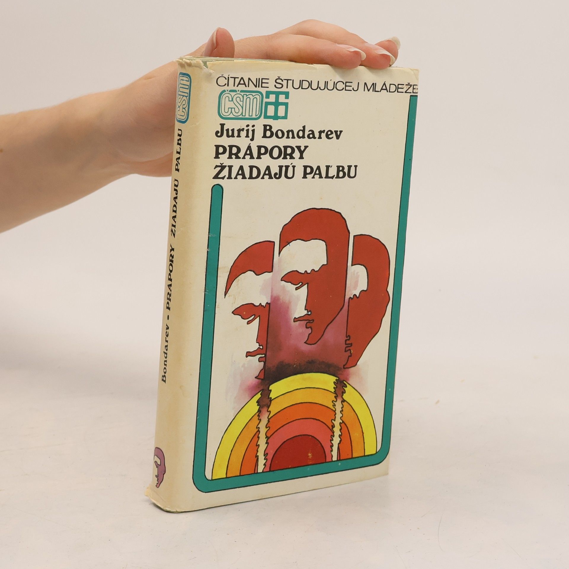 Juri Bondarew Prápory žiadajú paľbu