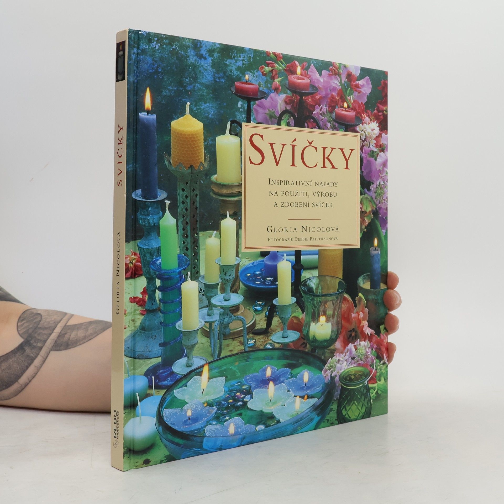 Gloria Nicol Svíčky: Inspirativní nápady na použití, výrobu a zdobení svíček