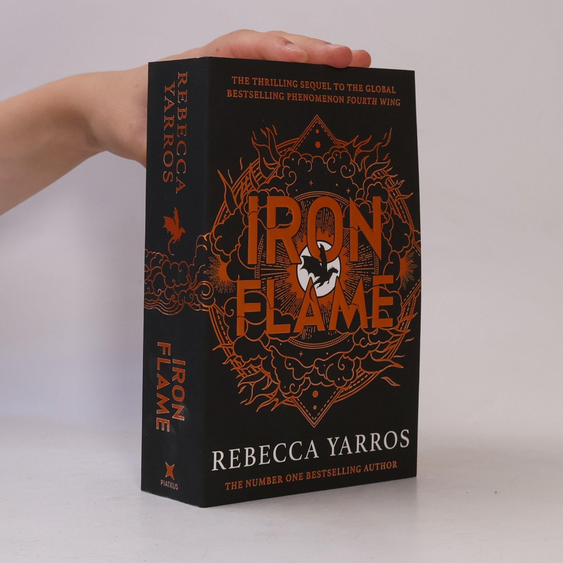 Rebecca Yarros Iron Flame