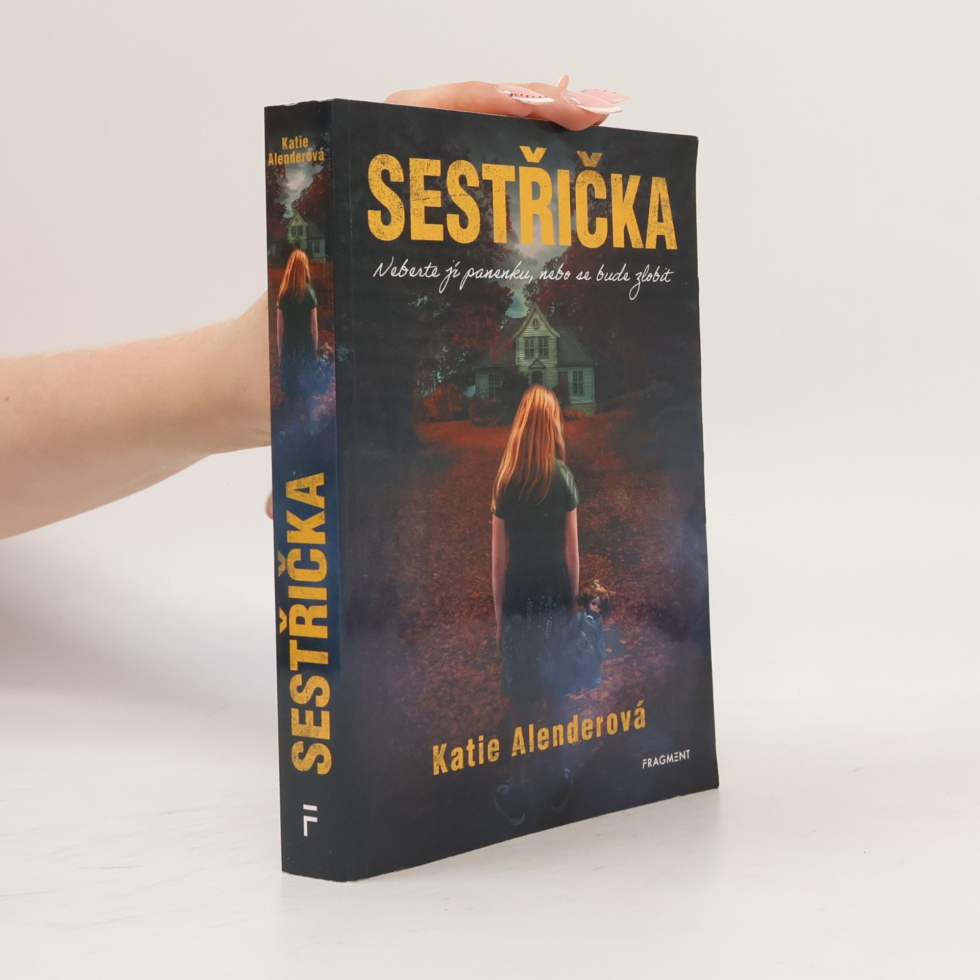 Katie Alender Sestřička