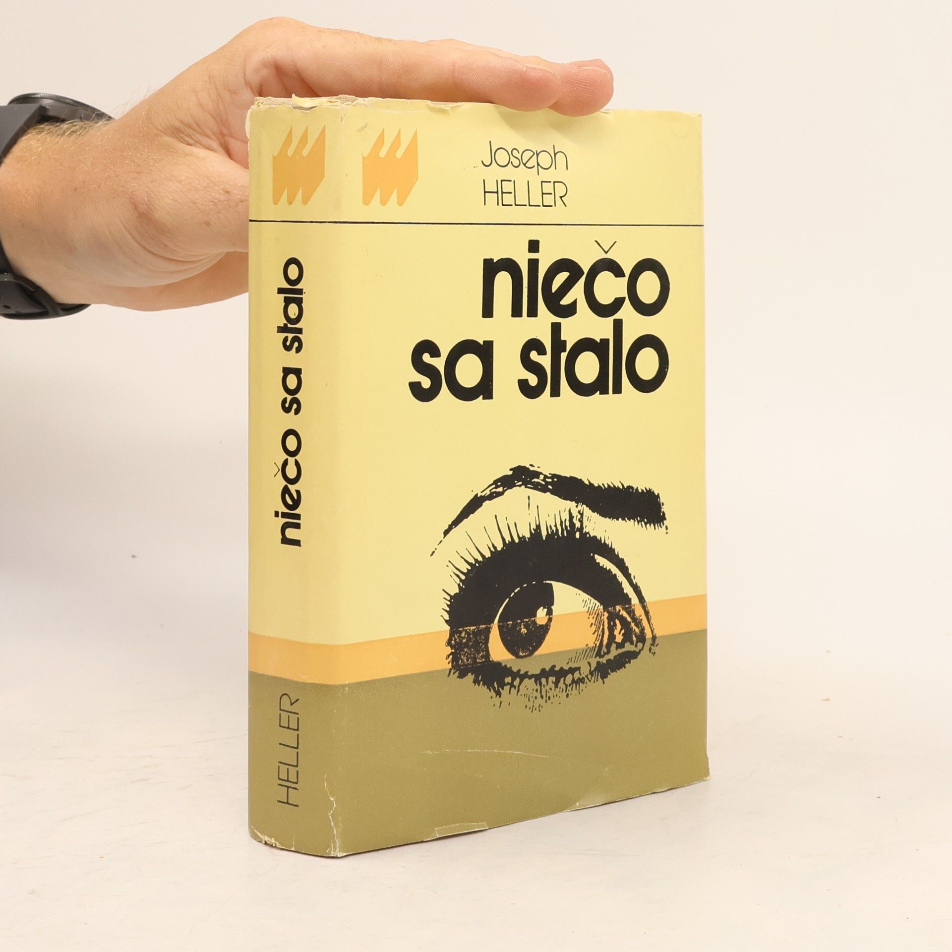 Joseph Heller Niečo sa stalo