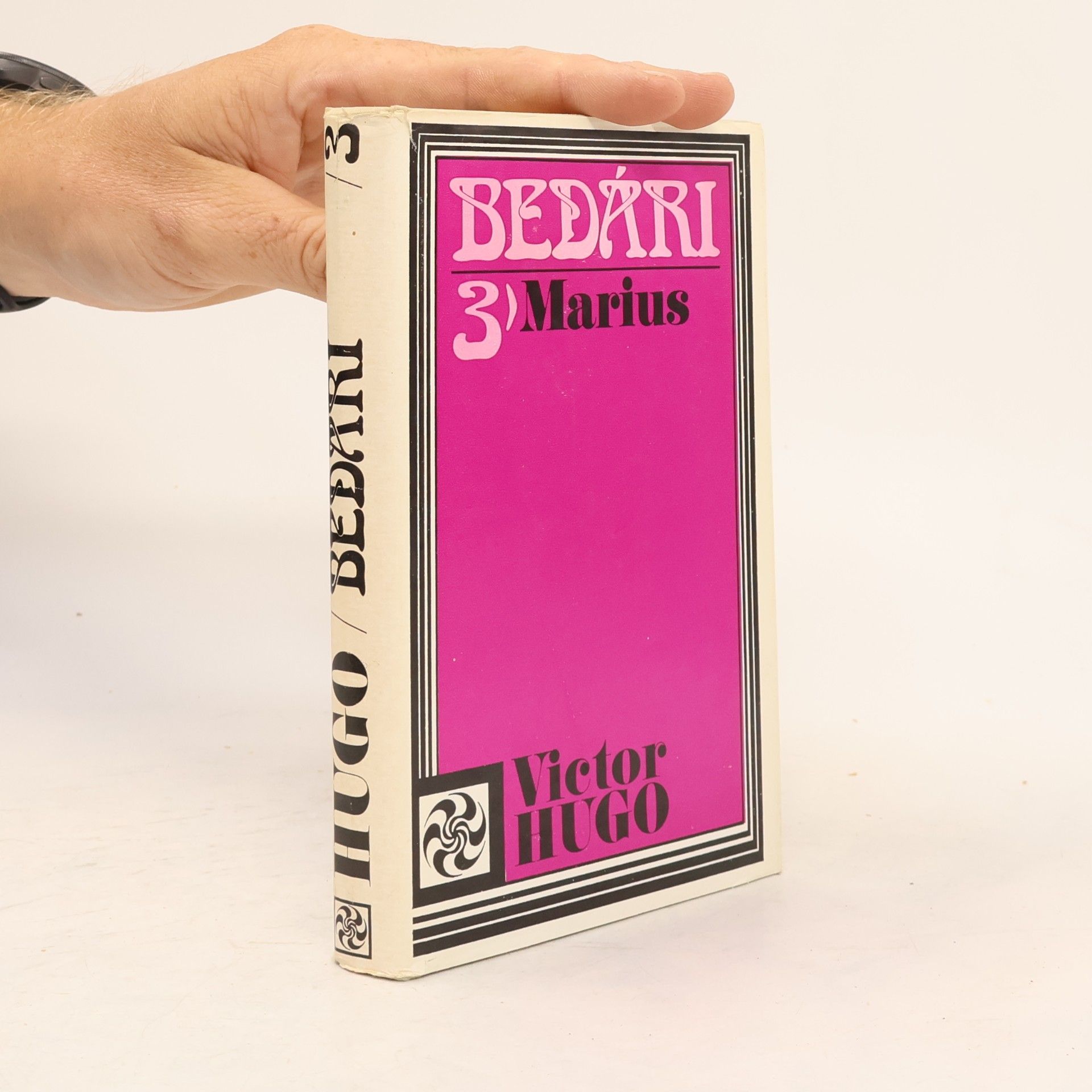 Victor Hugo Bedári 3. Marius