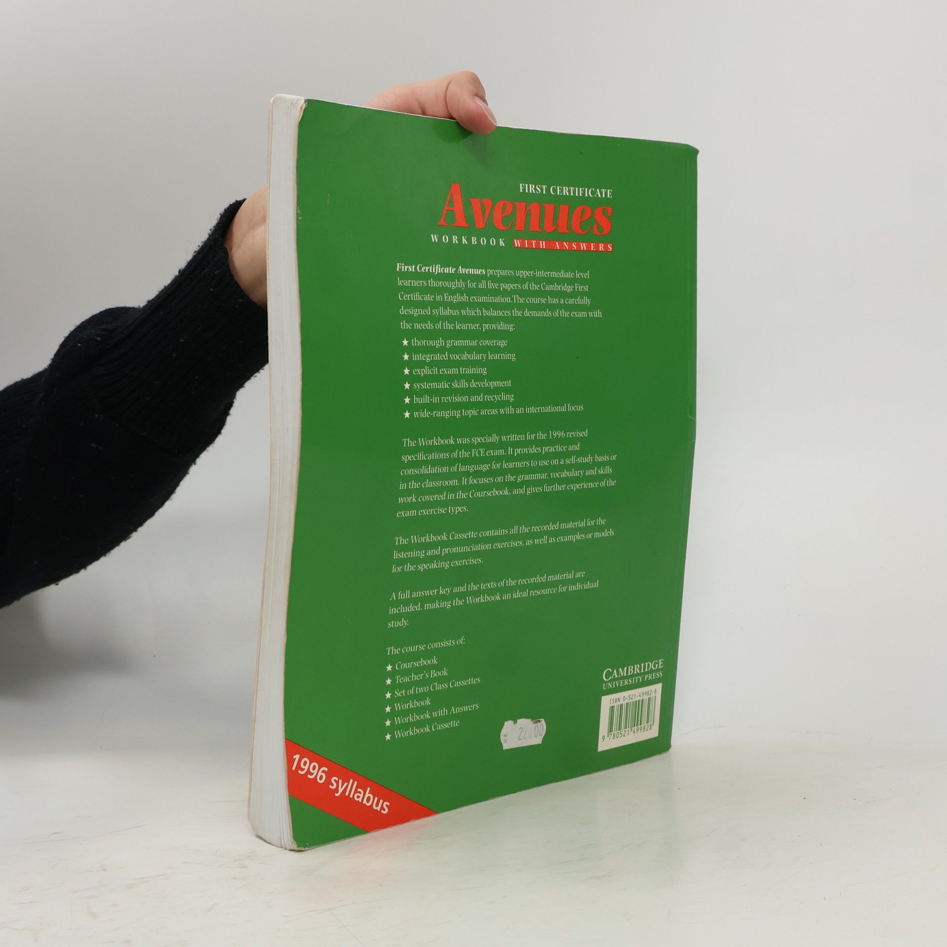 David Foll First Certificate avenues. Workbook with answers