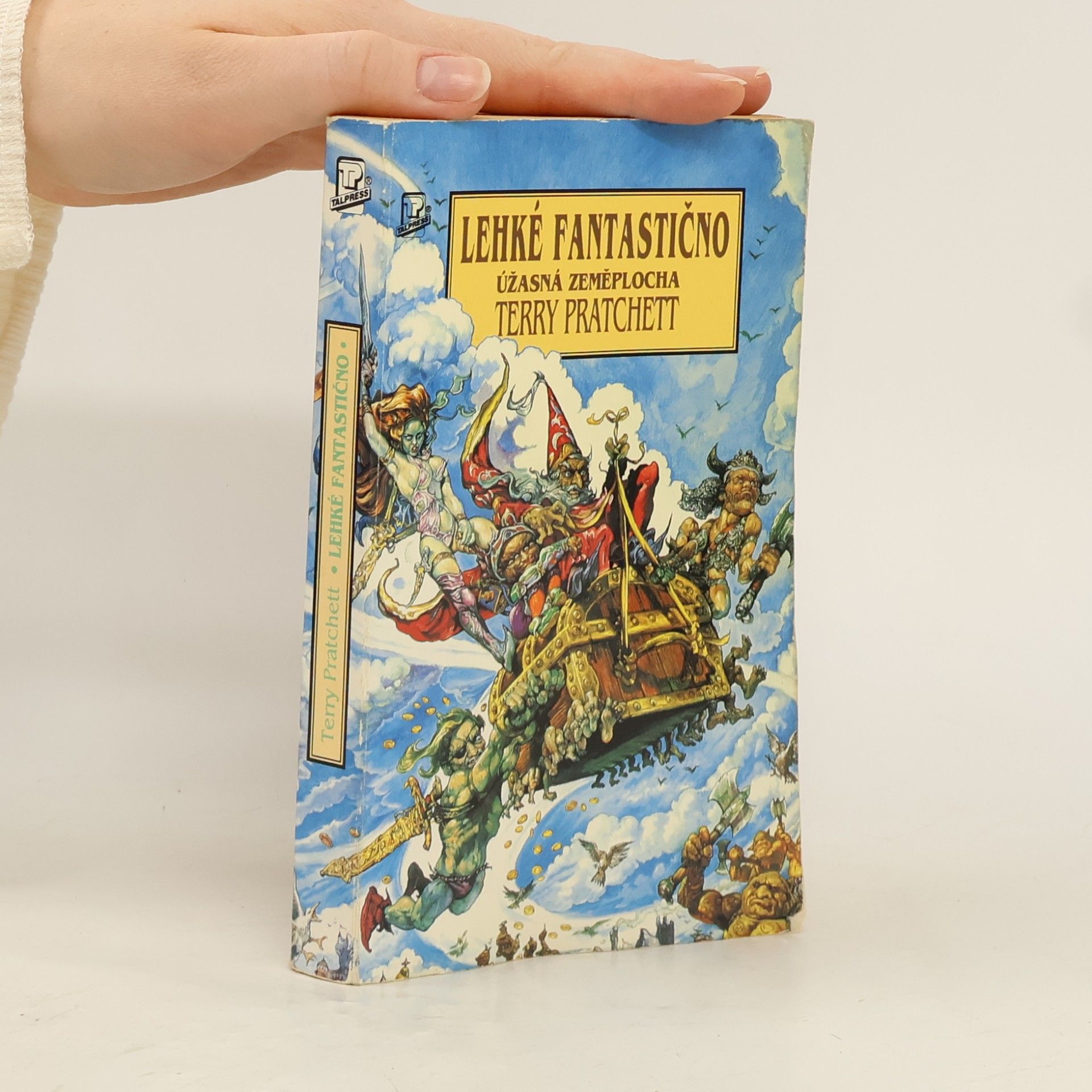 Terry Pratchett Lehké fantastično