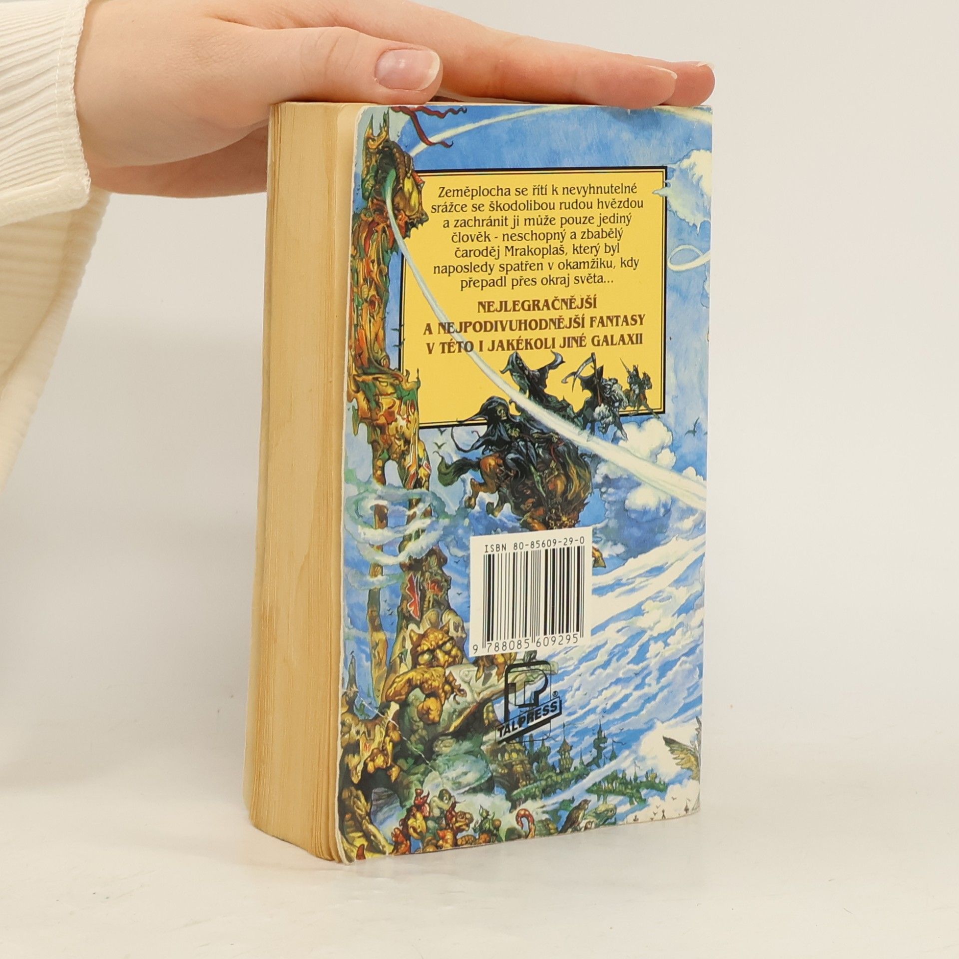 Terry Pratchett Lehké fantastično