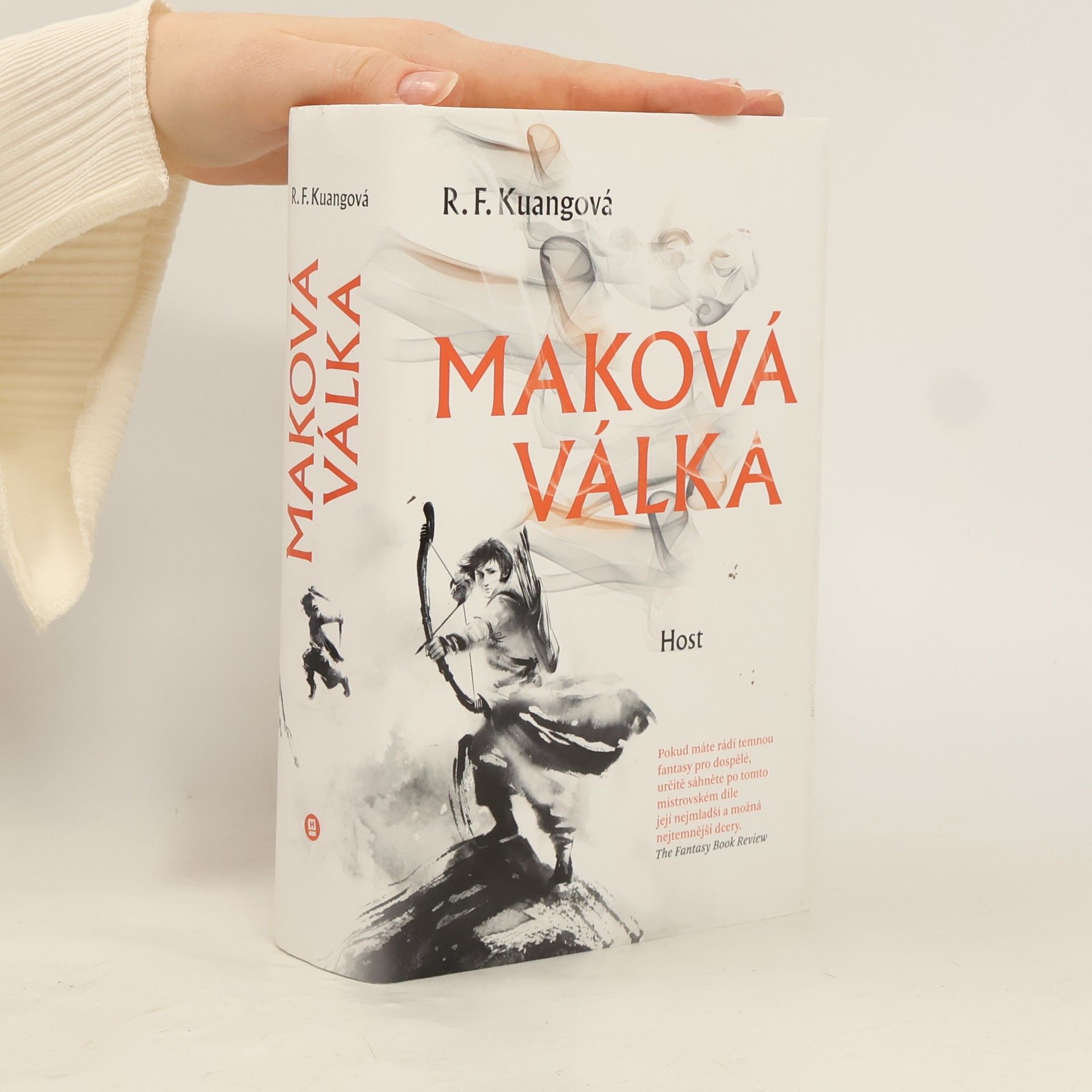 Rebecca Kuang Maková válka